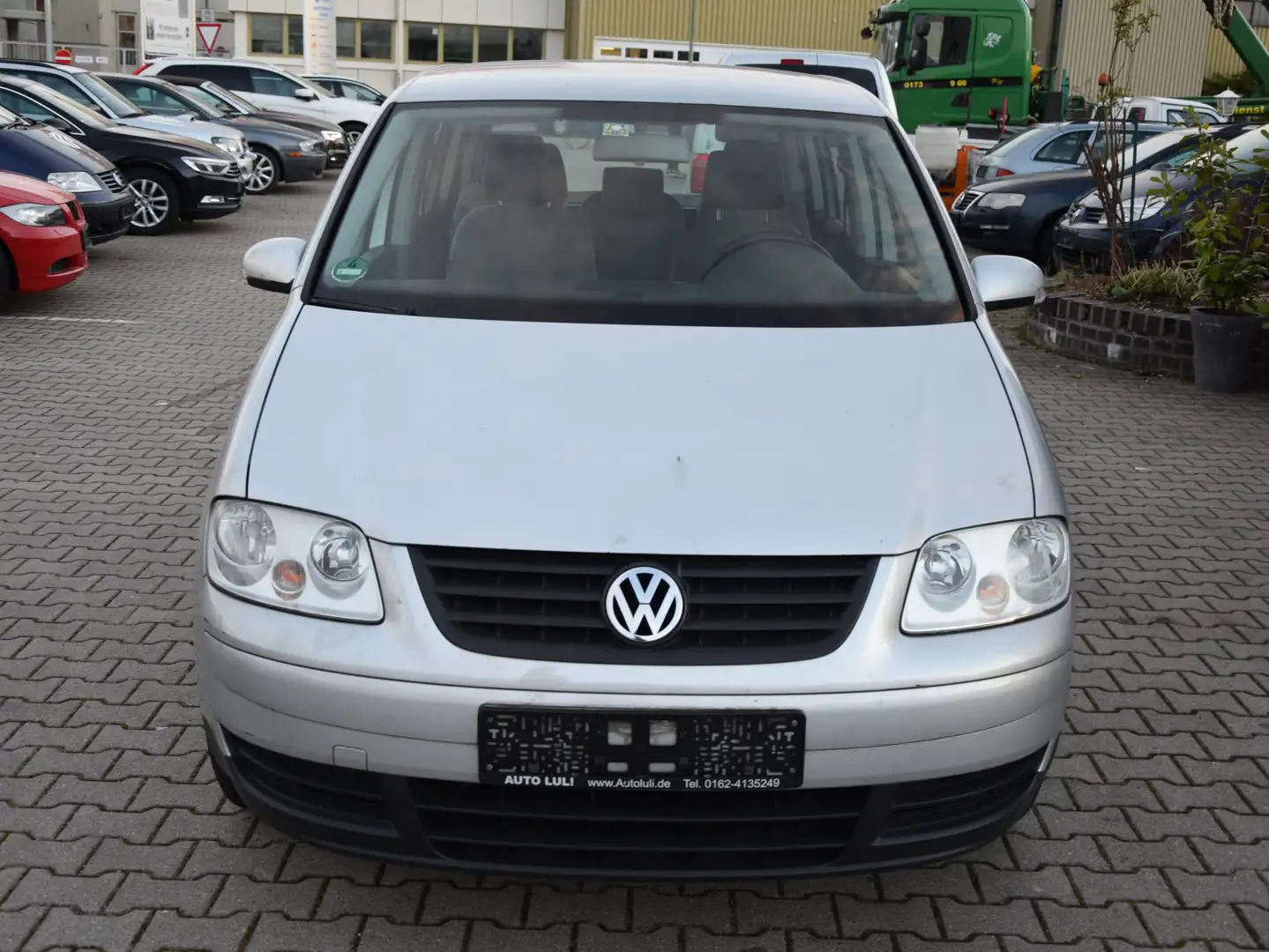 Volkswagen Touran Conceptline Gris - 2