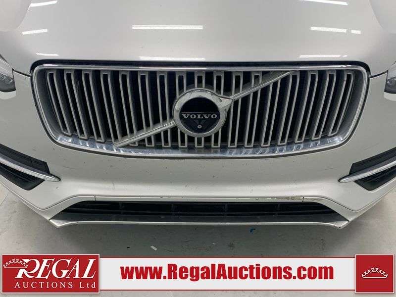 2016 Volvo XC90 T6 INSCRIPTION thumb 31