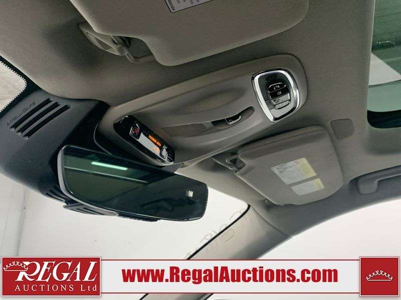 2016 Volvo XC90 T6 INSCRIPTION thumb 24