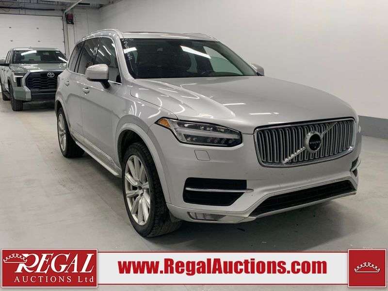 2016 Volvo XC90 T6 INSCRIPTION alt 2
