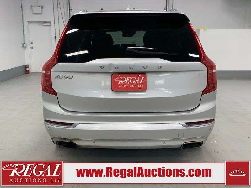 2016 Volvo XC90 T6 INSCRIPTION thumb 40