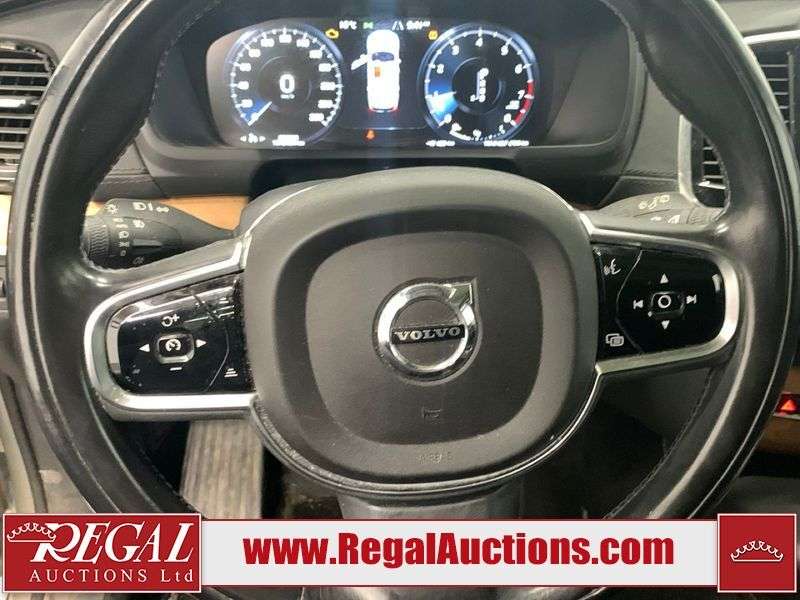 2016 Volvo XC90 T6 INSCRIPTION thumb 15