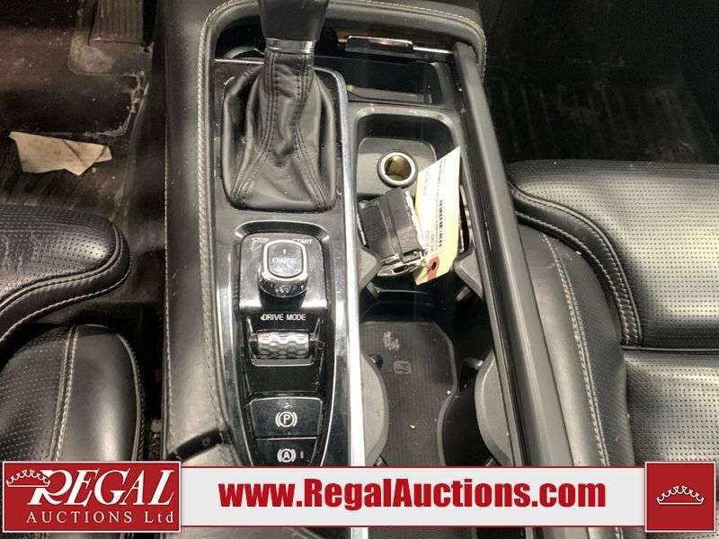 2016 Volvo XC90 T6 INSCRIPTION thumb 23