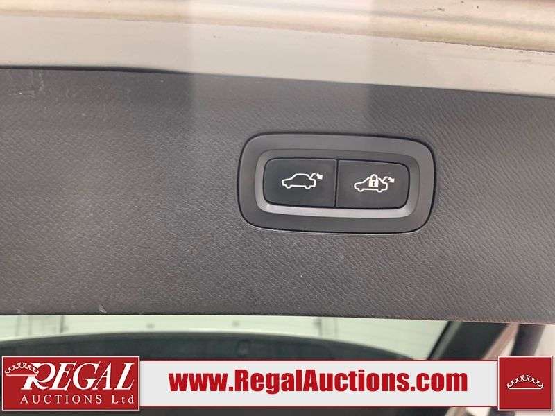 2016 Volvo XC90 T6 INSCRIPTION thumb 10