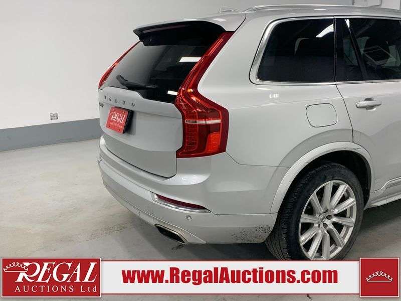 2016 Volvo XC90 T6 INSCRIPTION thumb 43
