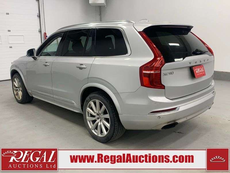 2016 Volvo XC90 T6 INSCRIPTION alt 4