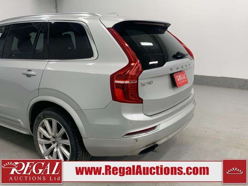 2016 Volvo XC90 T6 INSCRIPTION thumb 41
