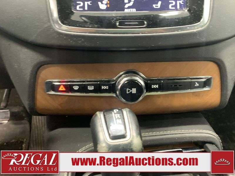 2016 Volvo XC90 T6 INSCRIPTION thumb 22