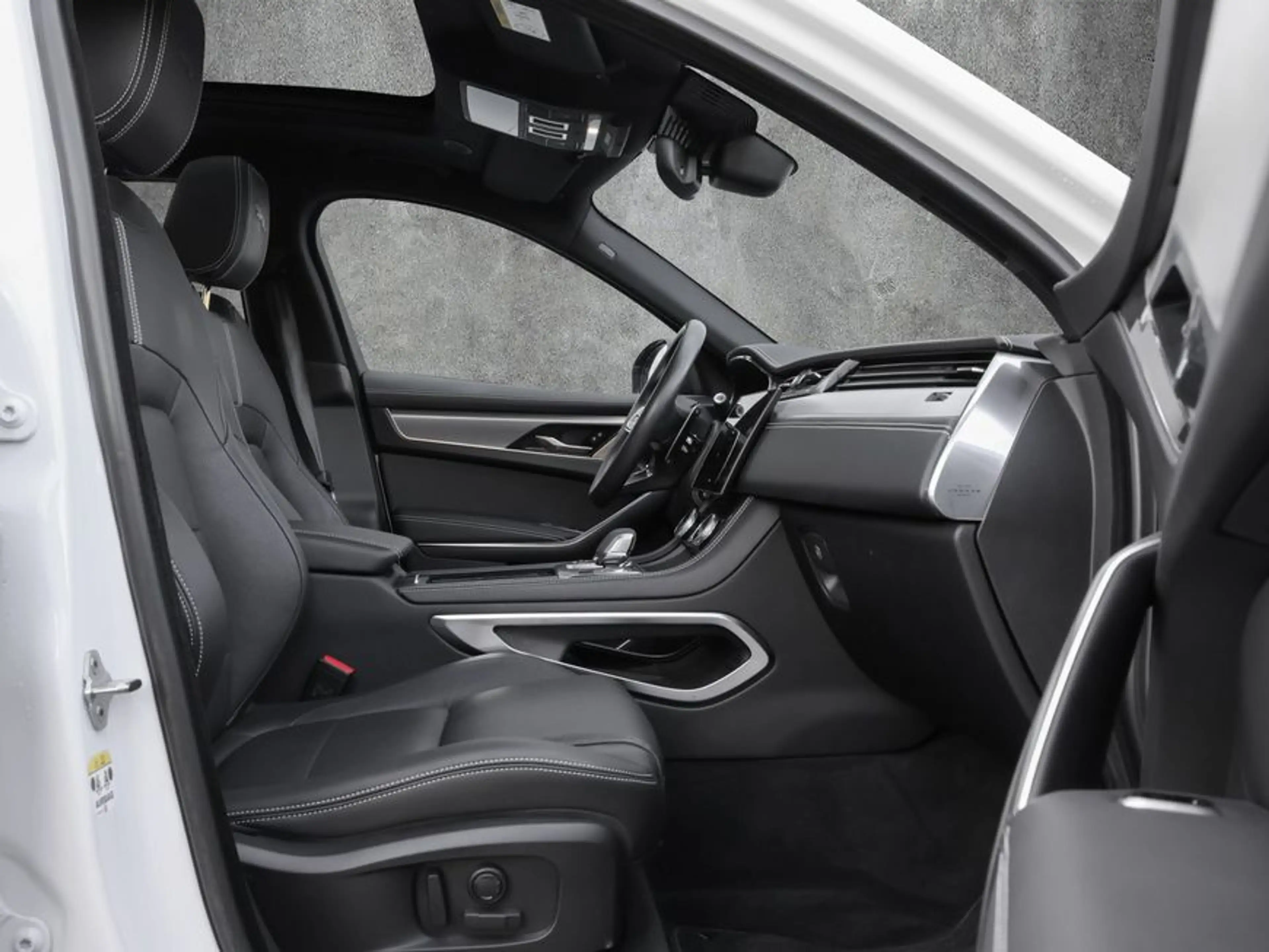 Jaguar F-Pace D300 AWD R-Dynamic SE — photo 3