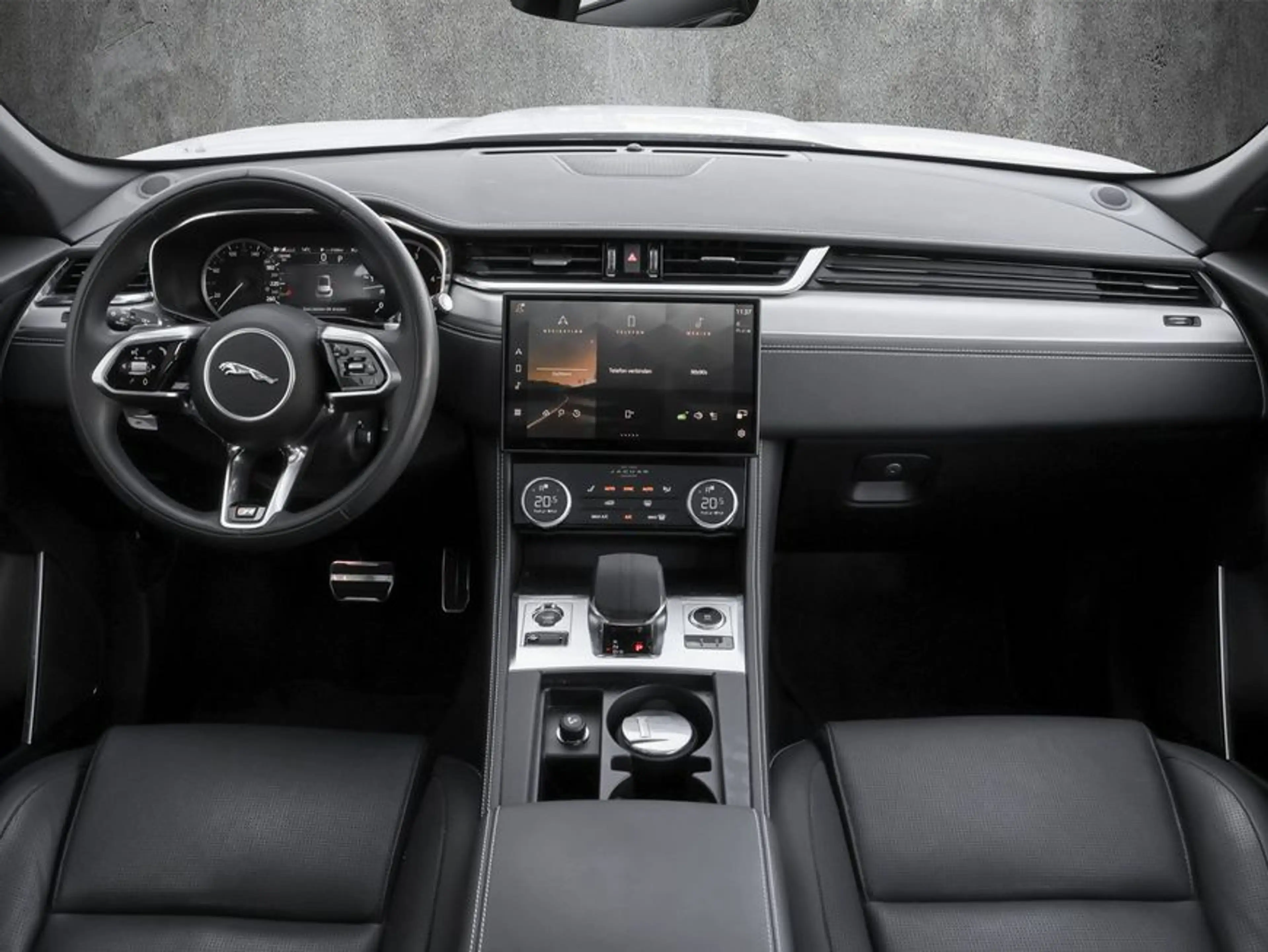 Jaguar F-Pace D300 AWD R-Dynamic SE — photo 4