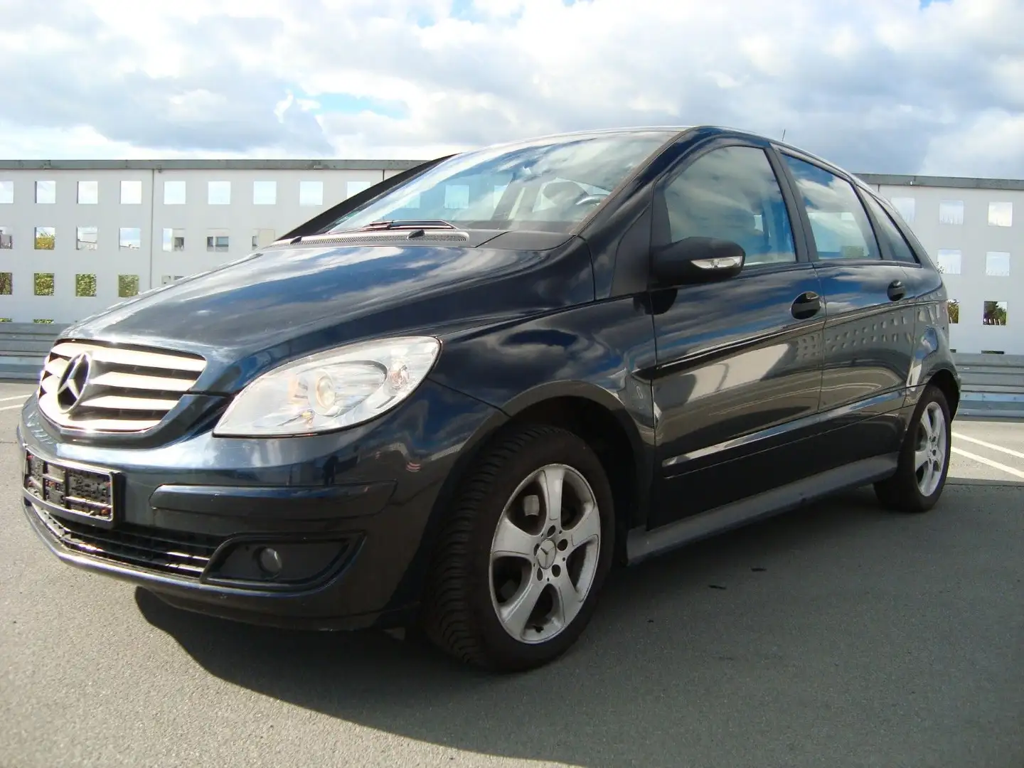 Used Mercedes Benz B-Class 170 NGT