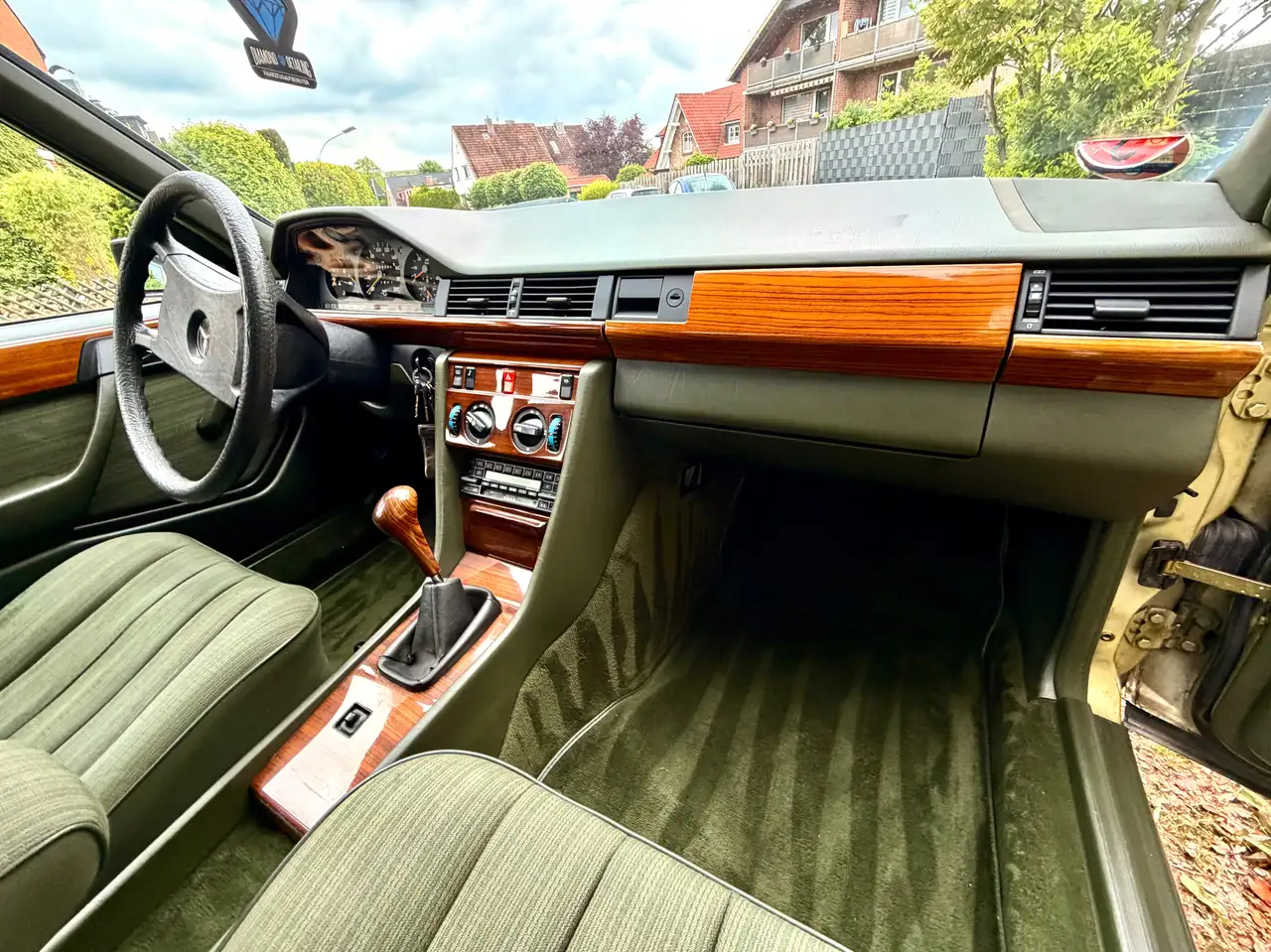Mercedes-Benz 250 W124, foto 5