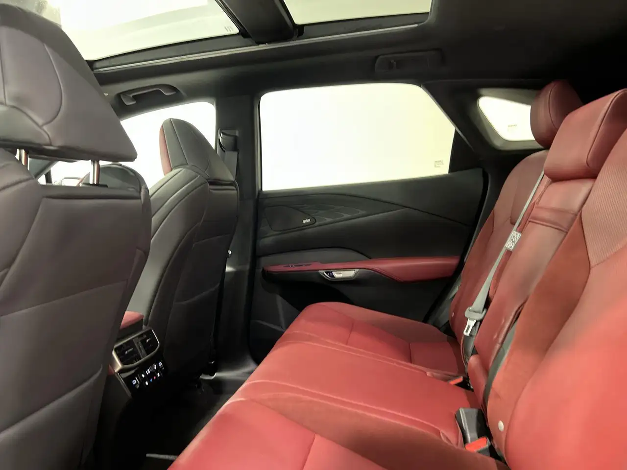 Lexus RX снимка Lexus RX