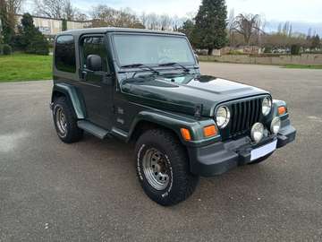 Wrangler 4.0L Sahara A