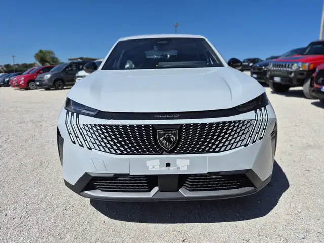 Peugeot 3008 view 6