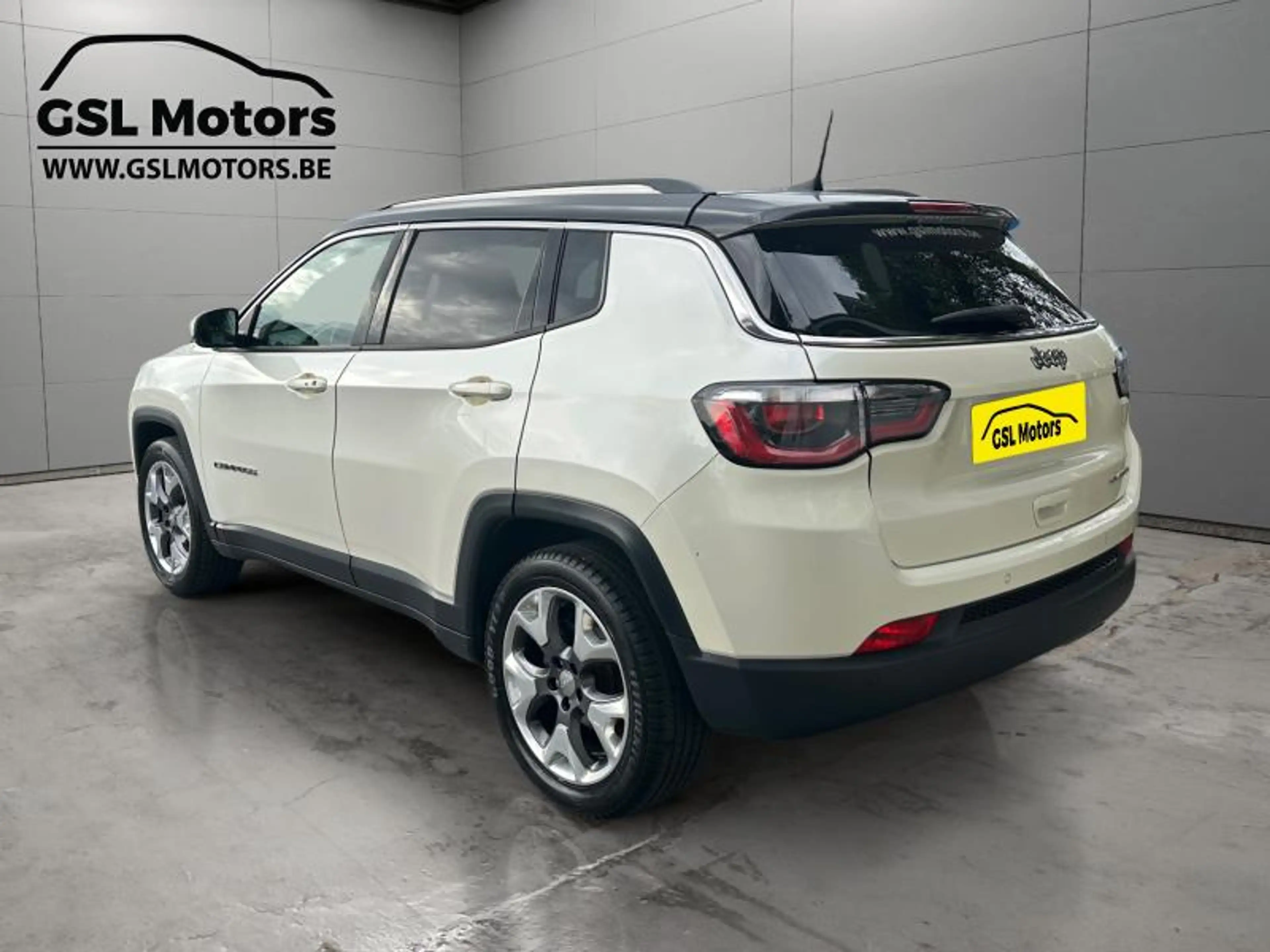 Jeep Compass 1.4 140cv Blanc 05/18 7500€ marchand Airco GPS — photo 7