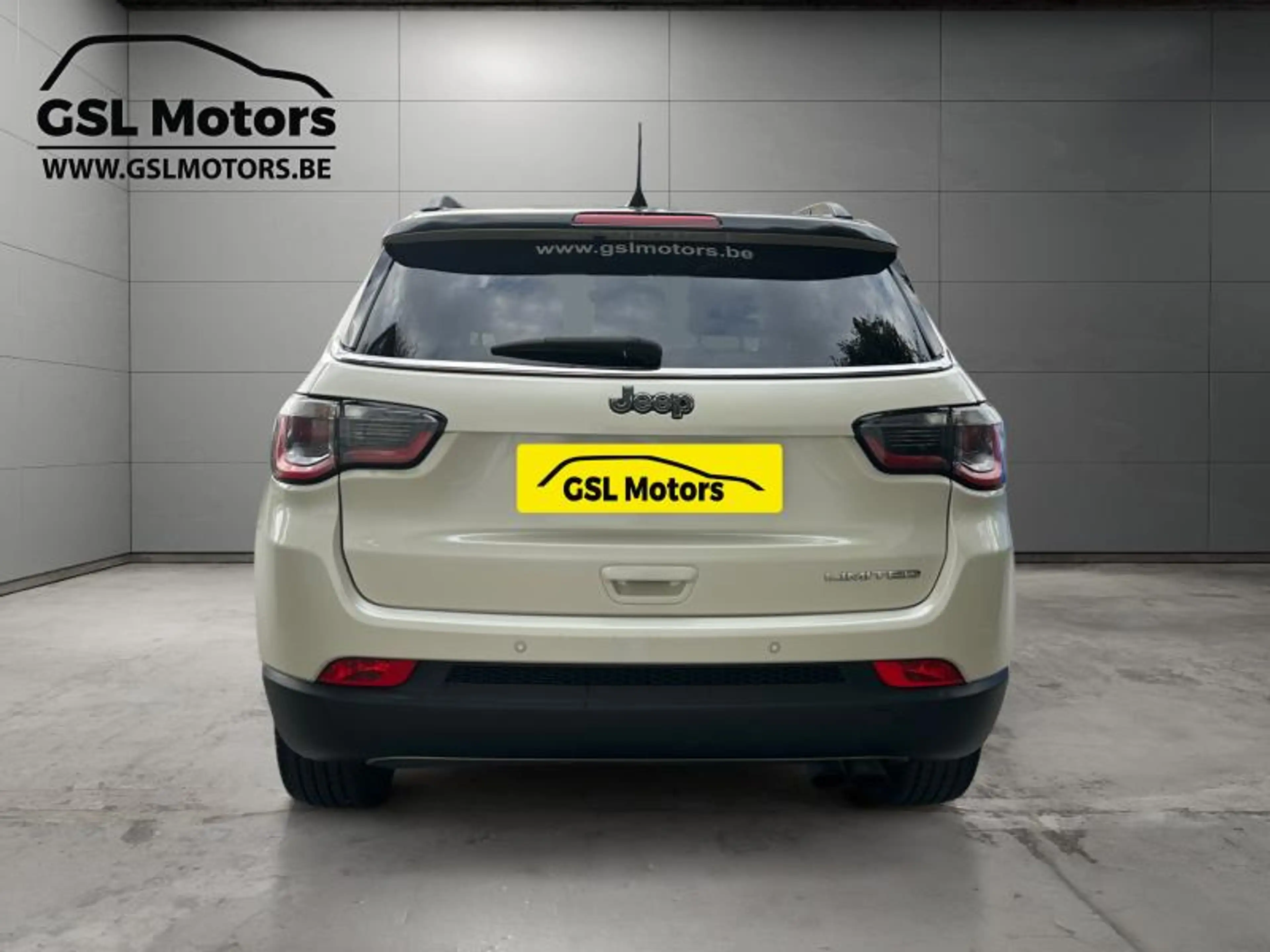 Jeep Compass 1.4 140cv Blanc 05/18 7500€ marchand Airco GPS — photo 5