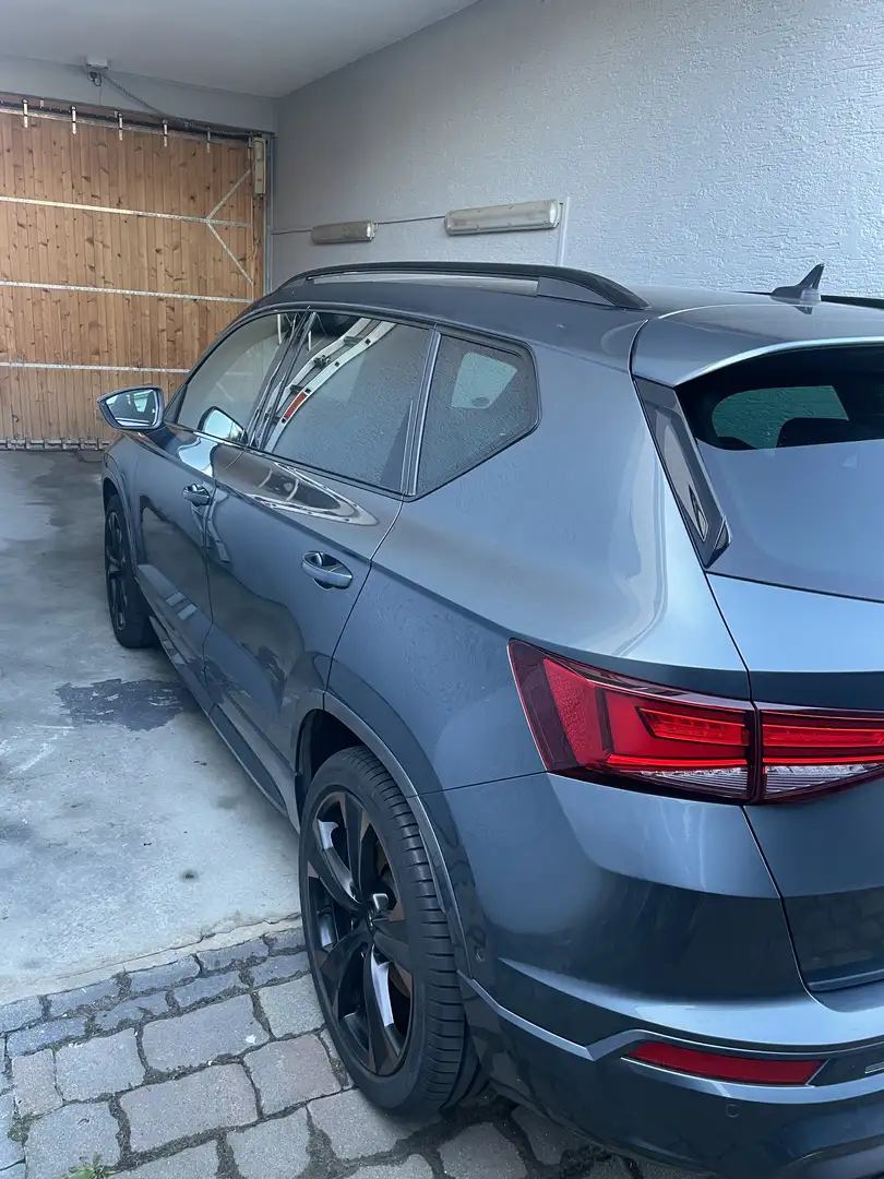 CUPRA Ateca Basis 4Drive Grau - 2