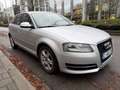 Audi A3 A3 Sportback 1.6 TDi  Automatique S tronic Plateado - thumbnail 3