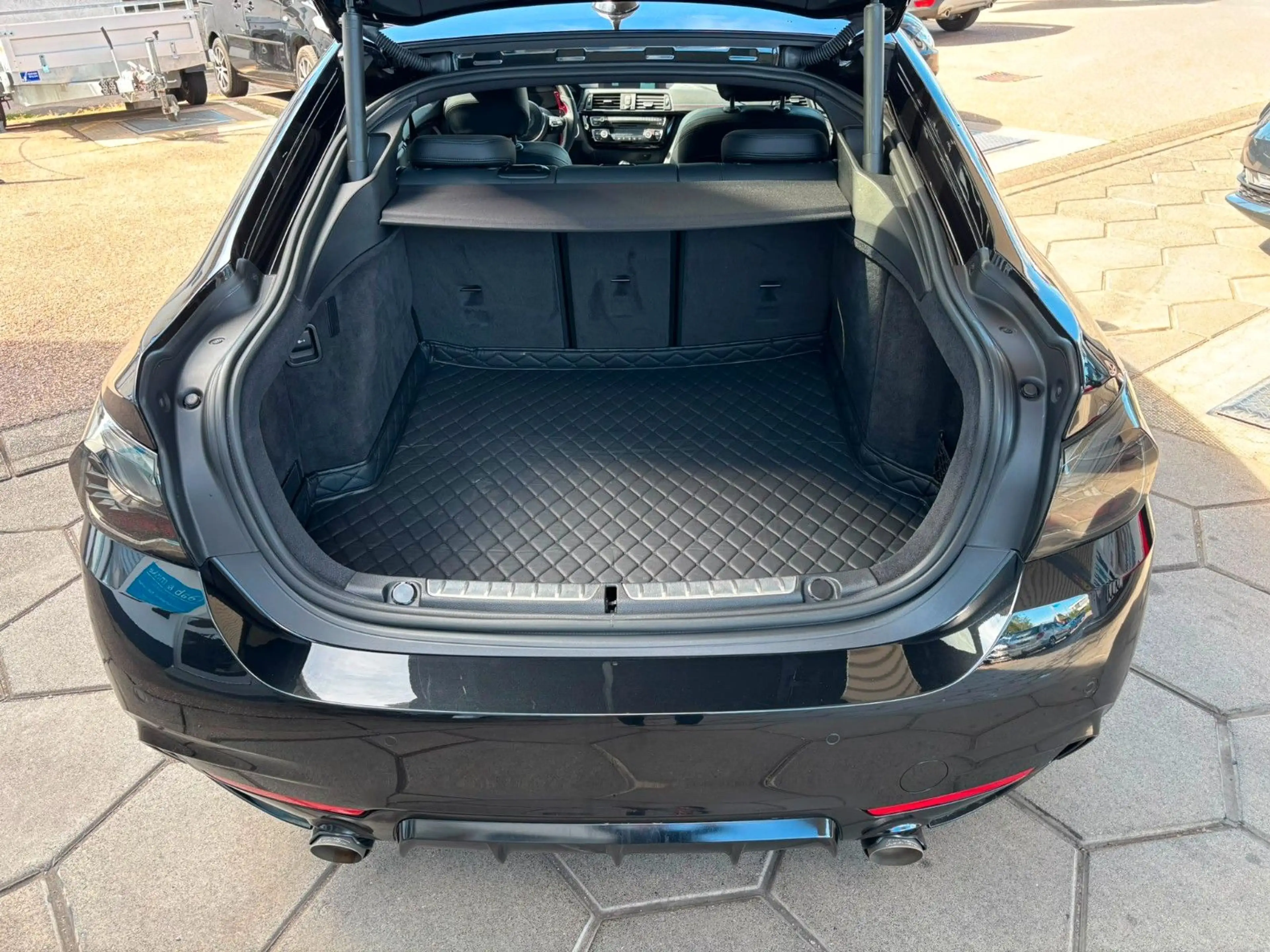 BMW 440 440i xDrive Gran Coupé *M-Paket/Navi/HUD/Kamera* — photo 13