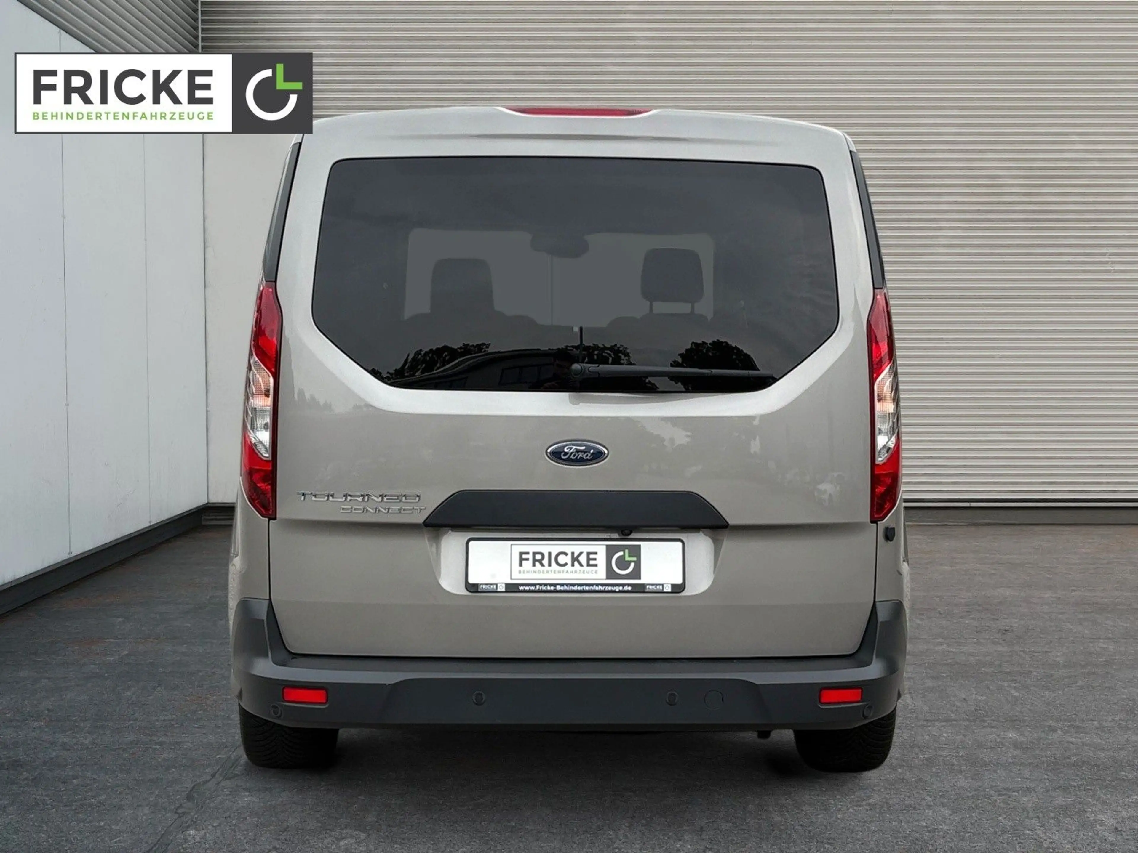 Ford Grand Tourneo Connect PARAVAN Aktiv-Passivfahrer — photo 4