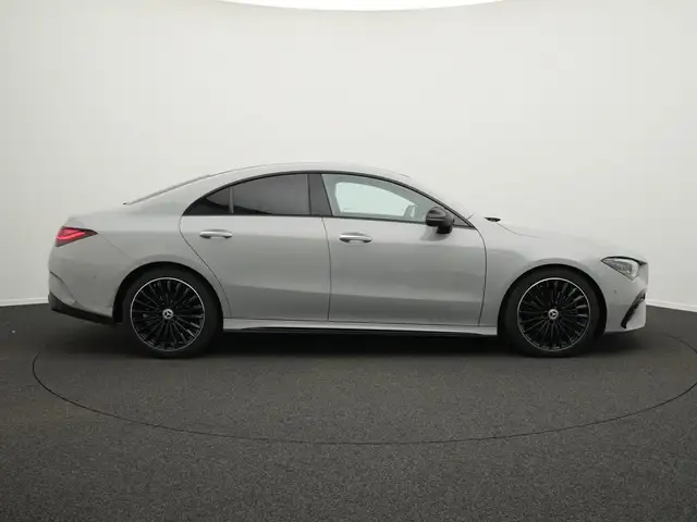 Mercedes-Benz Cla view 5