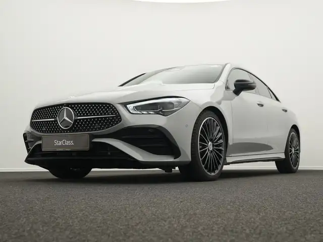 Mercedes-Benz Cla view 10