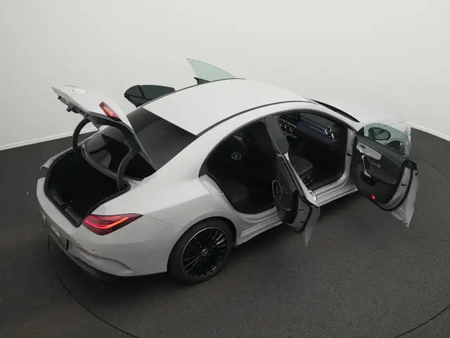 Mercedes-Benz Cla view 15