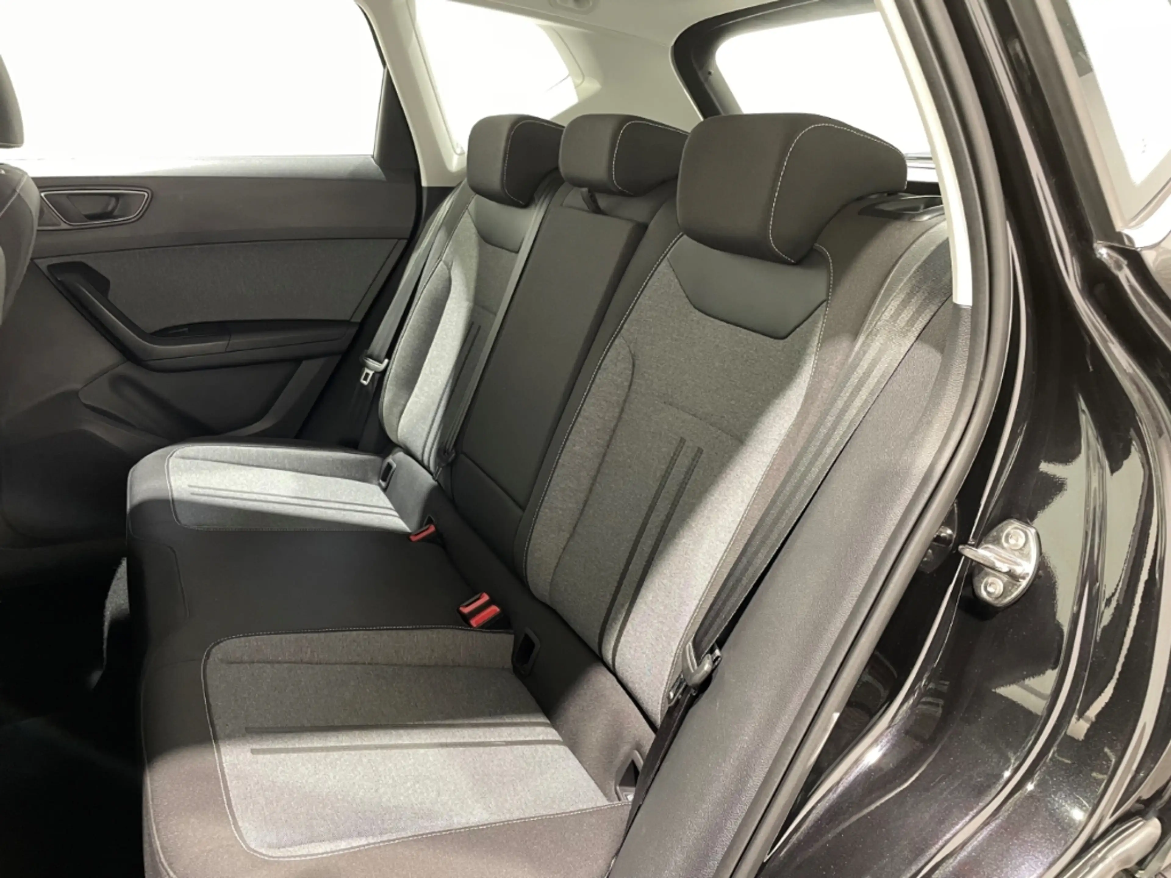 SEAT Ateca Style DSG EU6d Klima Navi LED PDCv+h — photo 7