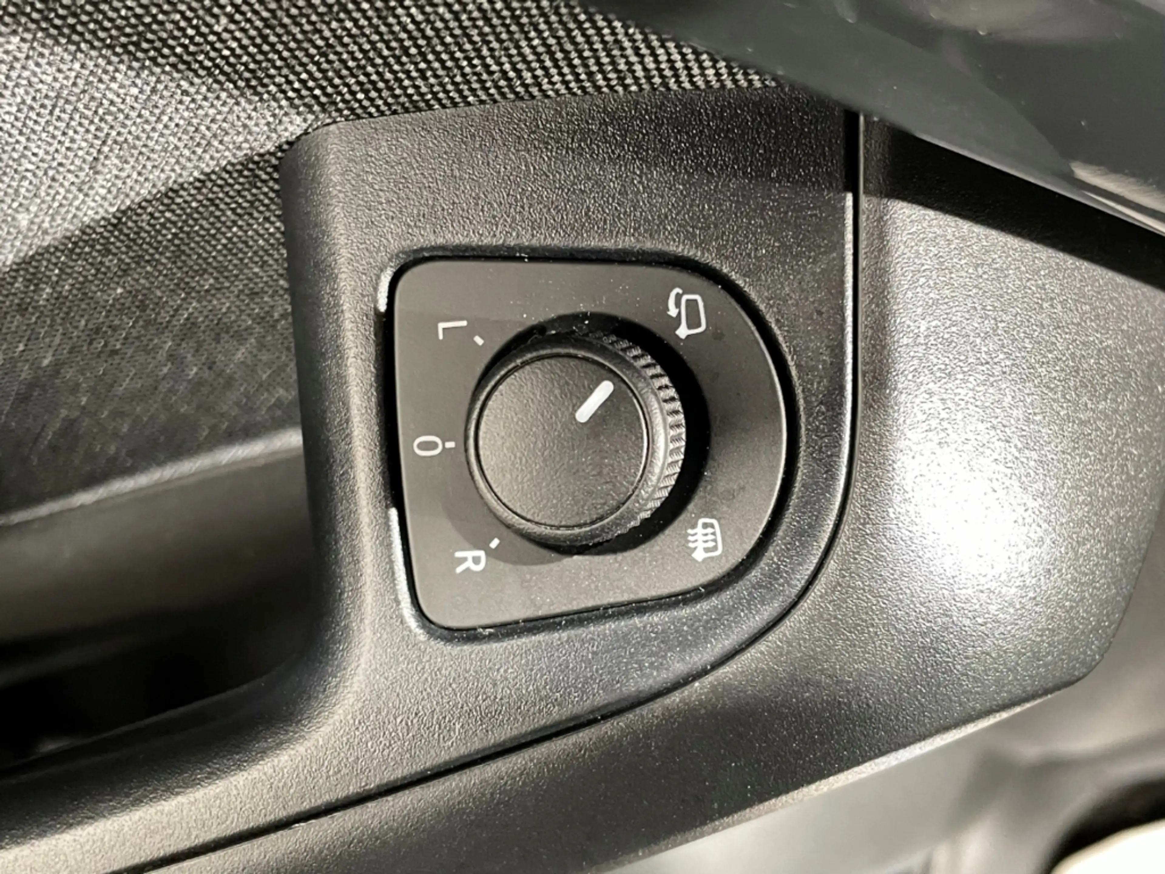 SEAT Ateca Style DSG EU6d Klima Navi LED PDCv+h — photo 14