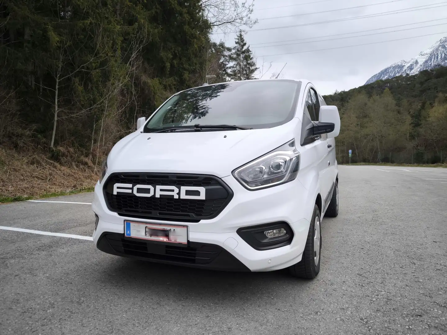 Ford Transit Custom Transit Custom Variobus 2,0 TDCI L1H1 320 Trend mHEV Trend Weiß - 1