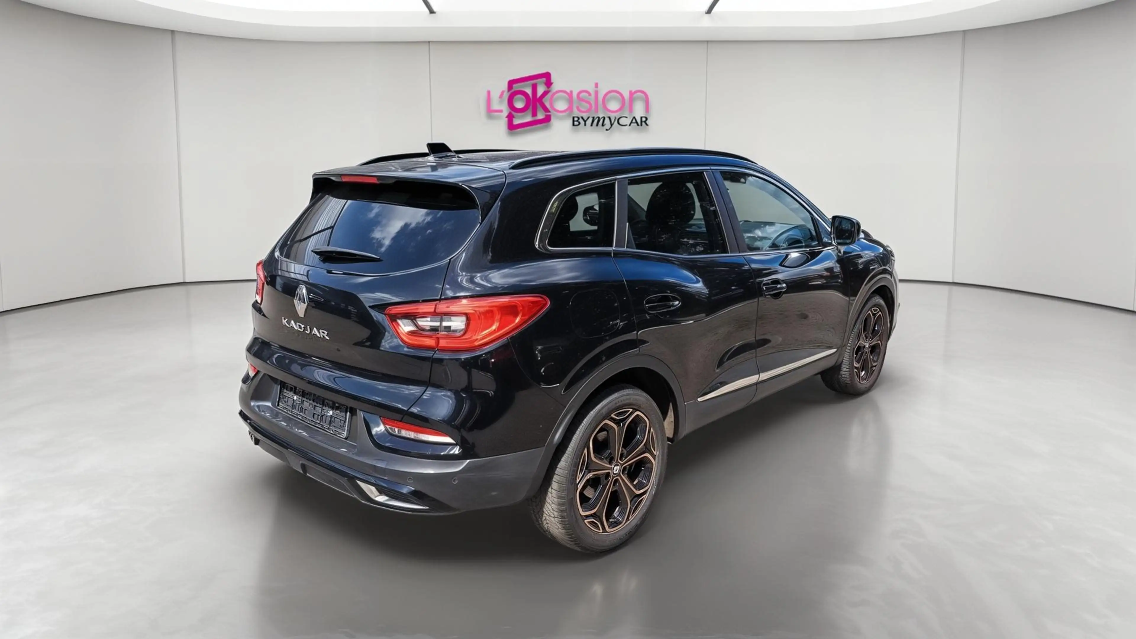 Renault Kadjar TCe 140 EDC GPF Black Edition — photo 3