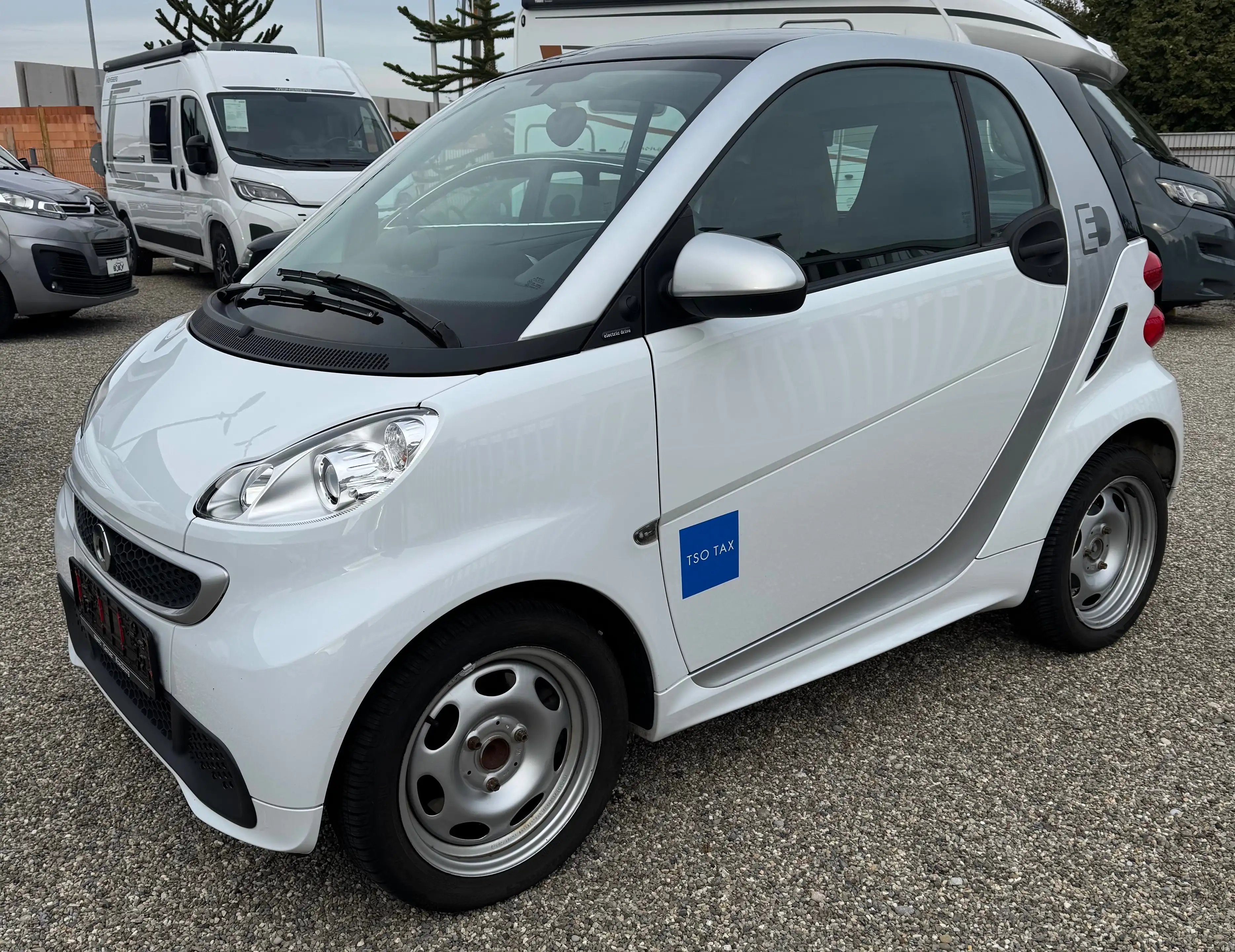 smart forTwo electric drive (451.390) — photo 3