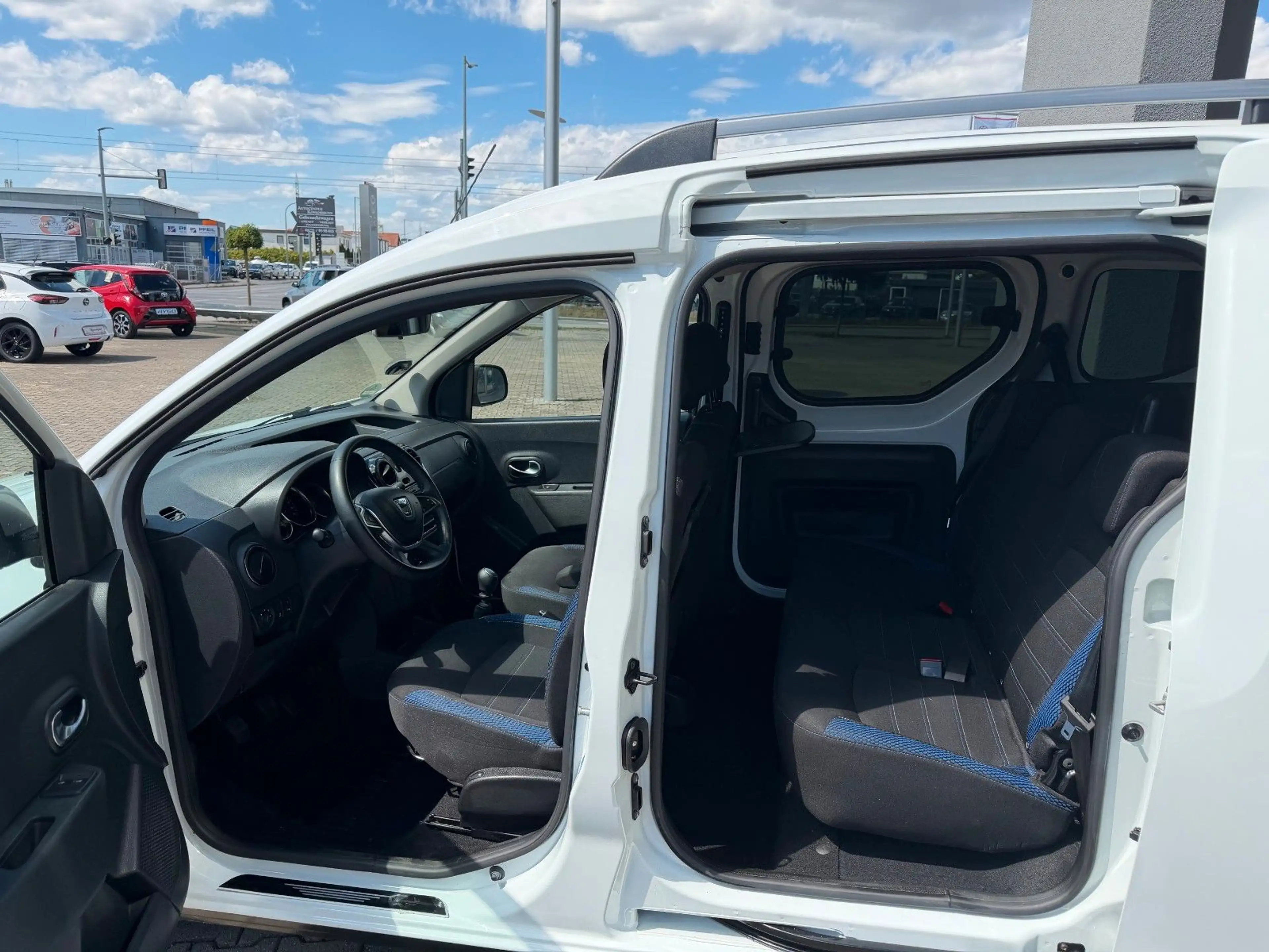 Dacia Dokker Stepway Plus Turbo MJ21*SHZ,PDCh,RFK,Navi — photo 9