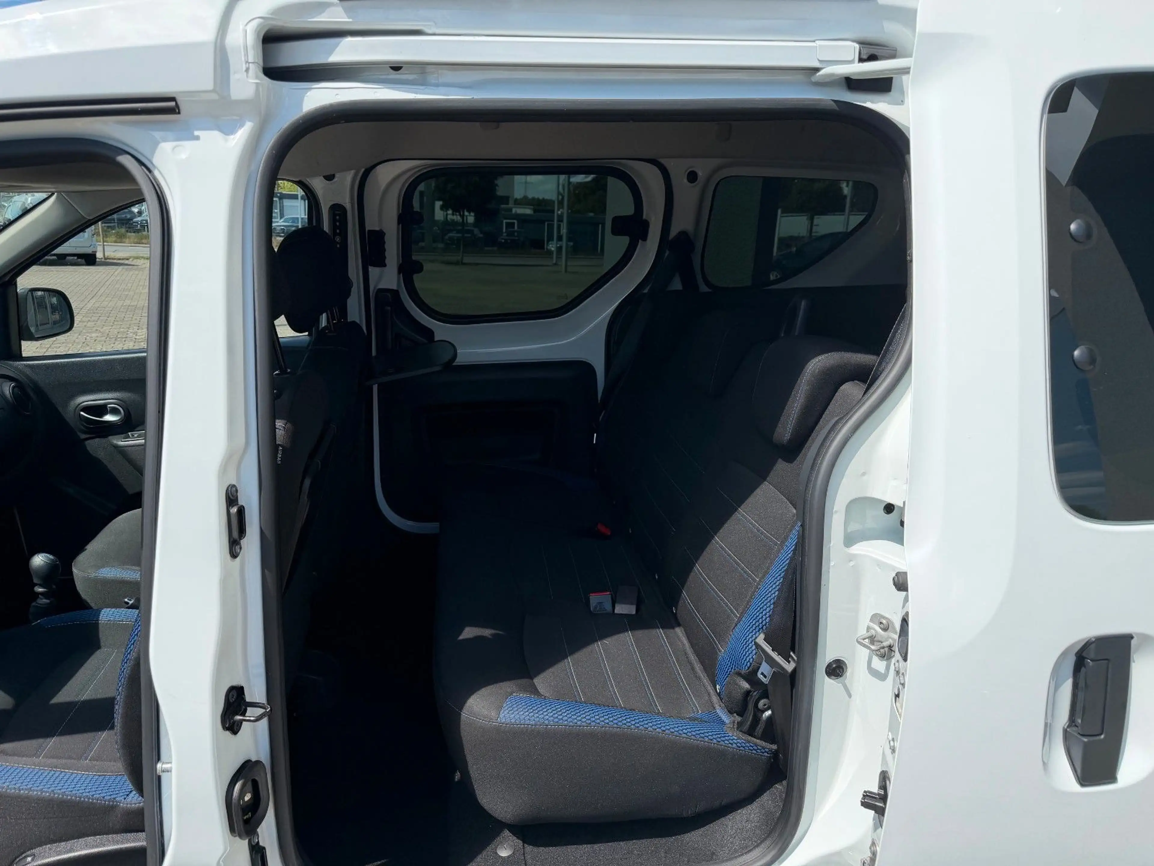 Dacia Dokker Stepway Plus Turbo MJ21*SHZ,PDCh,RFK,Navi — photo 11