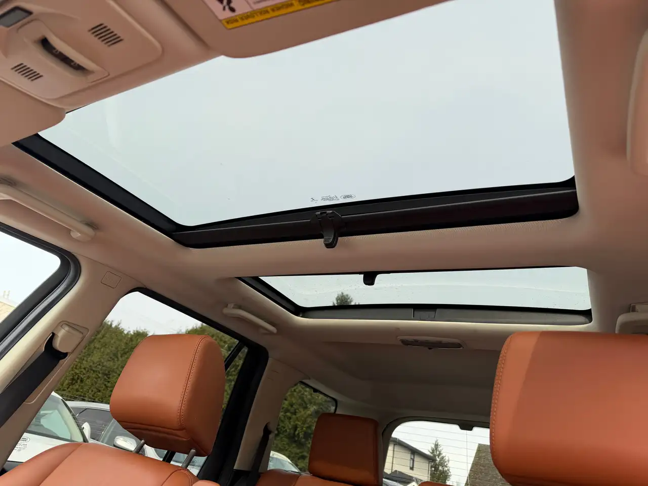 Land Rover LR2 снимка Land Rover LR2