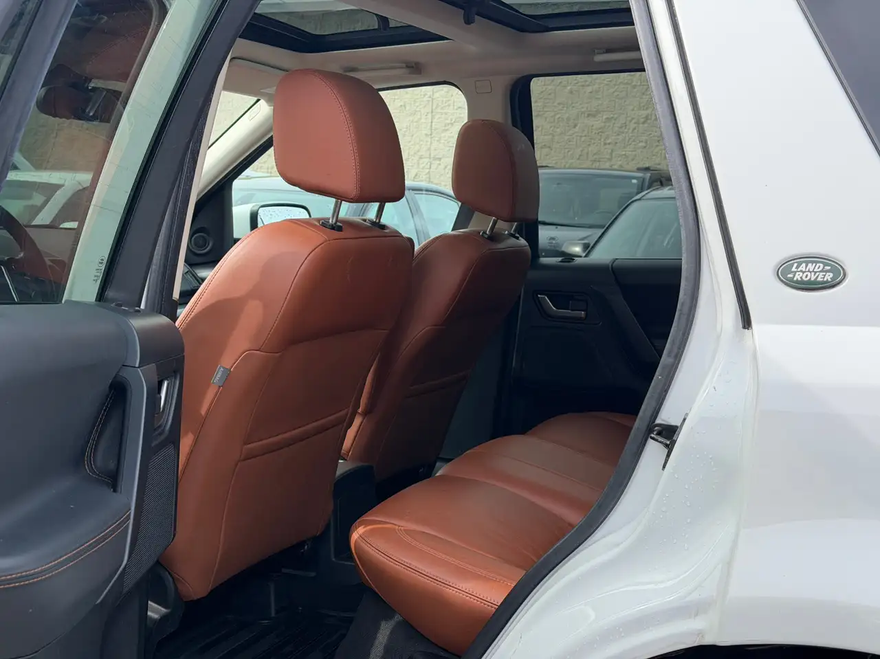 Land Rover LR2 снимка Land Rover LR2