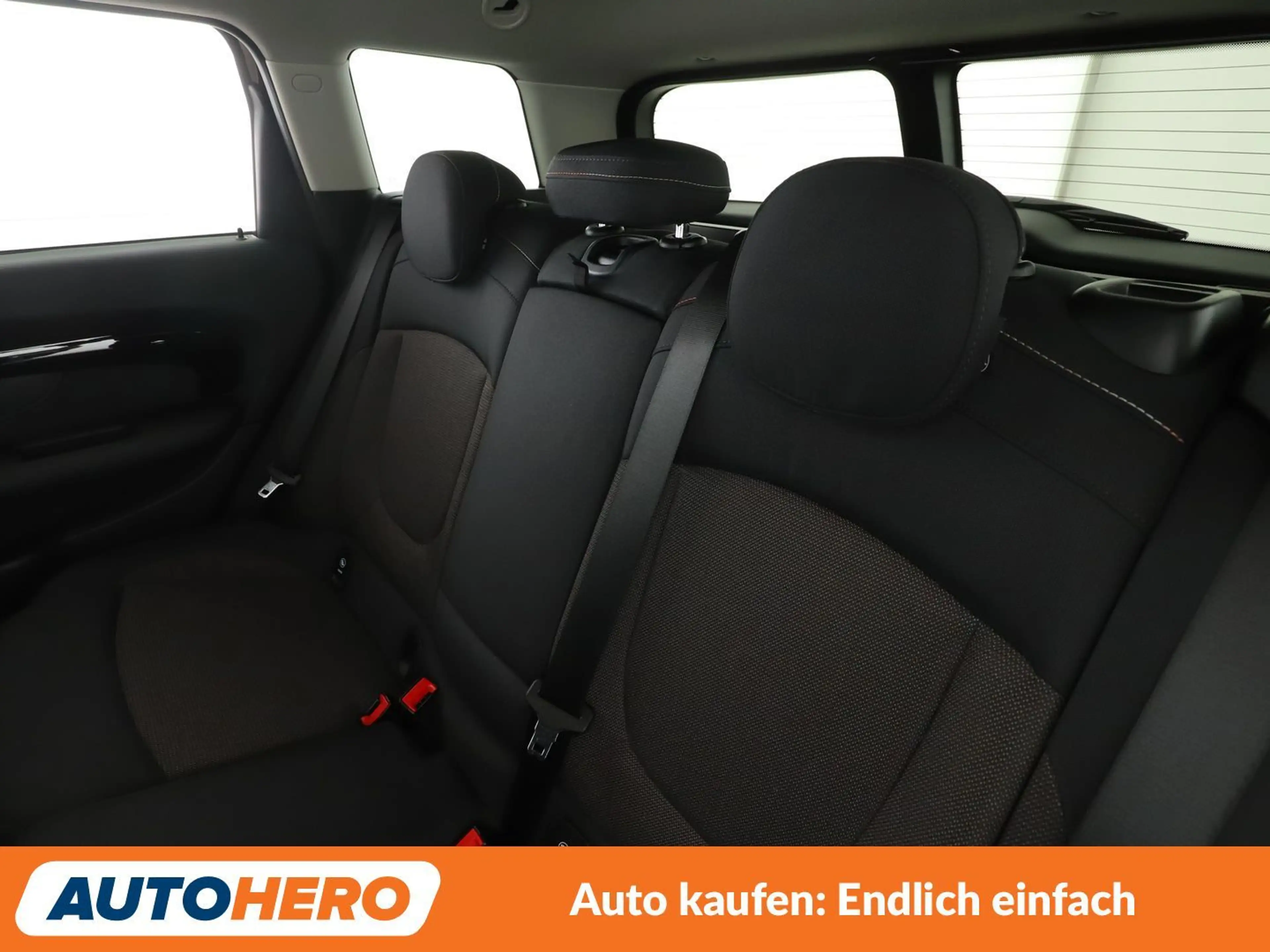MINI Cooper Clubman Cooper Aut.*NAVI*LED*TEMPO*PDC*SHZ* — photo 14