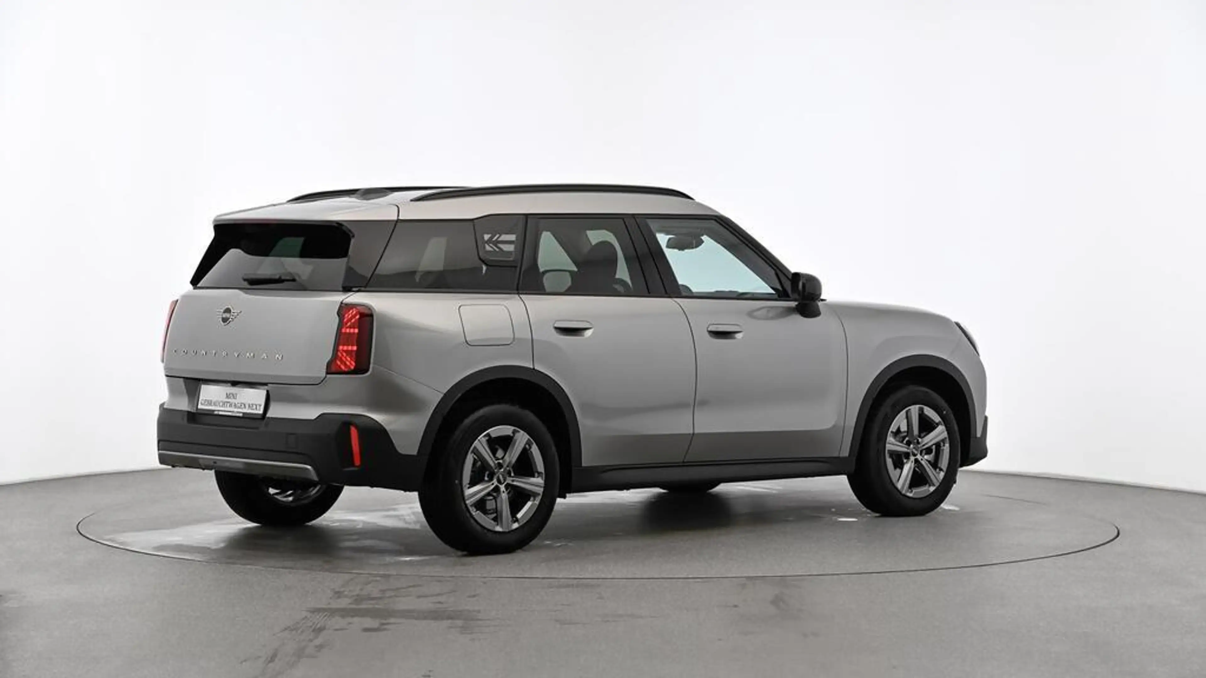 MINI Countryman C Classic Trim — photo 4