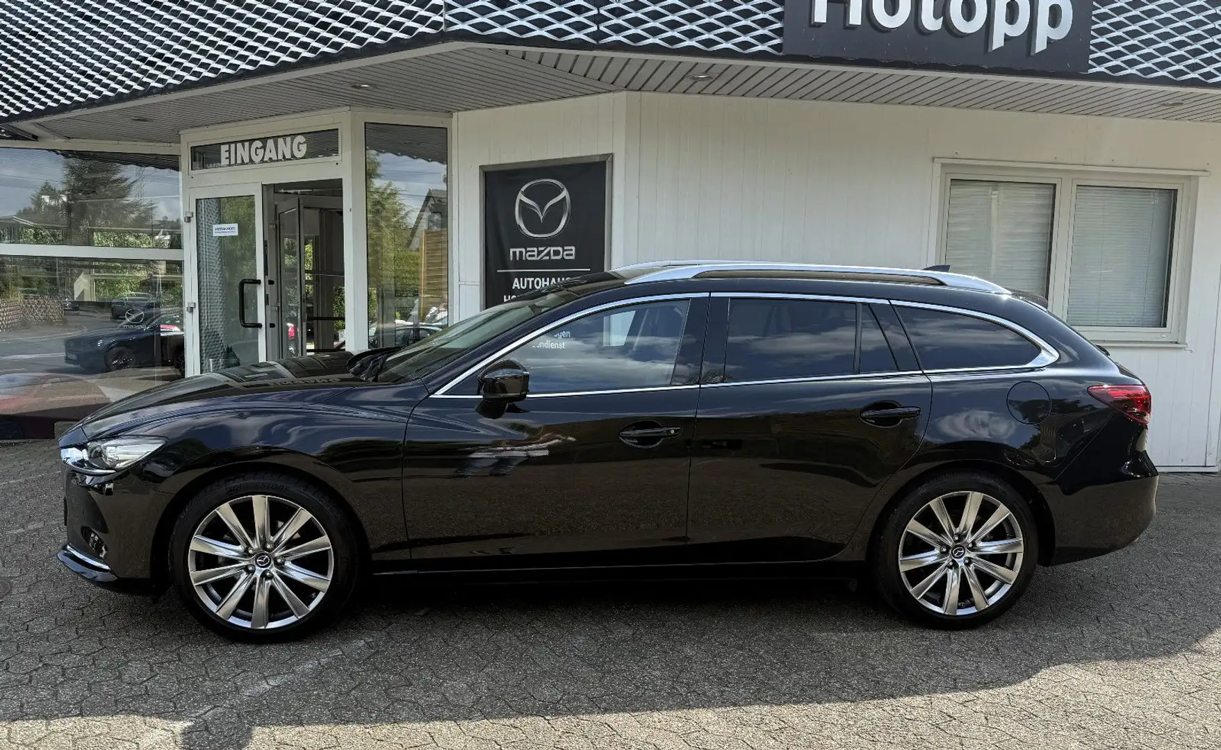 Mazda 6 KOMBI COMFORT-BLACK-PAKET & LEDER & AHK Schwarz - 2