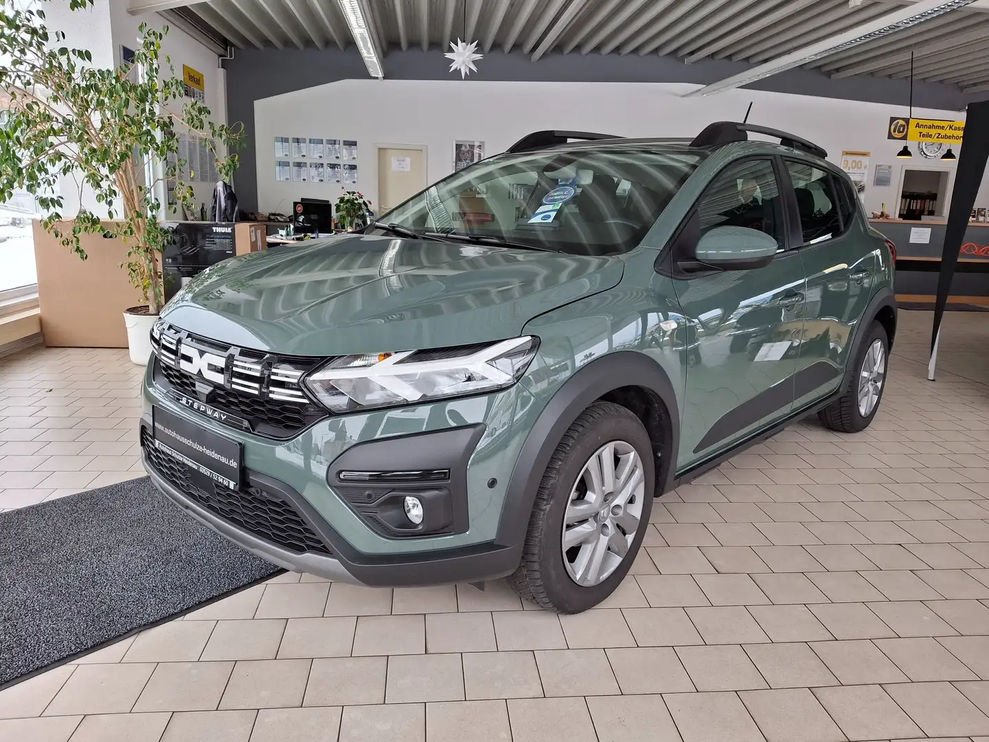 Dacia Sandero Stepway TCe100 ECO-G Expression NAVI+SHZ+KLIMAAUTO Vert - 1