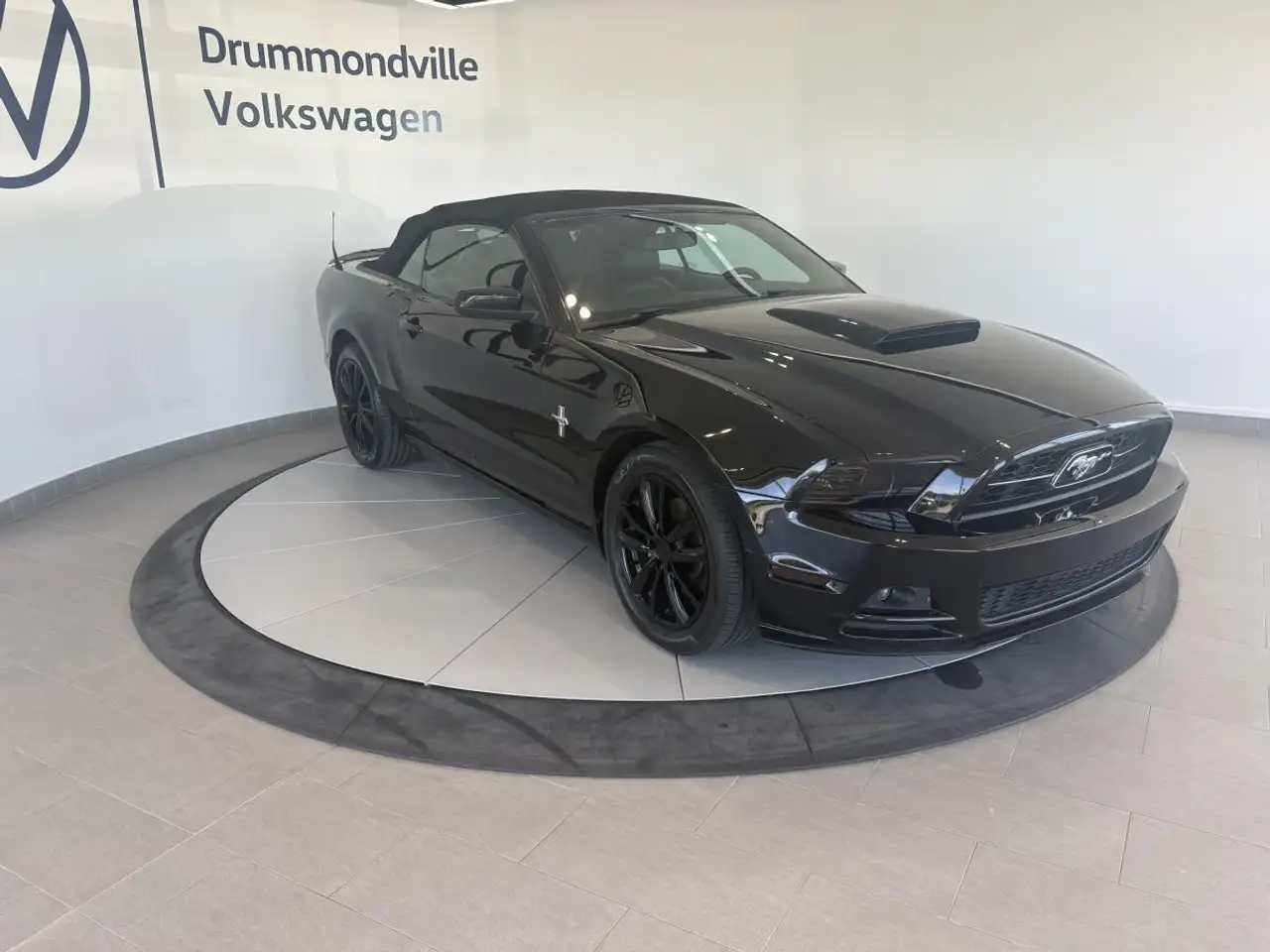 Ford Mustang снимка Ford Mustang