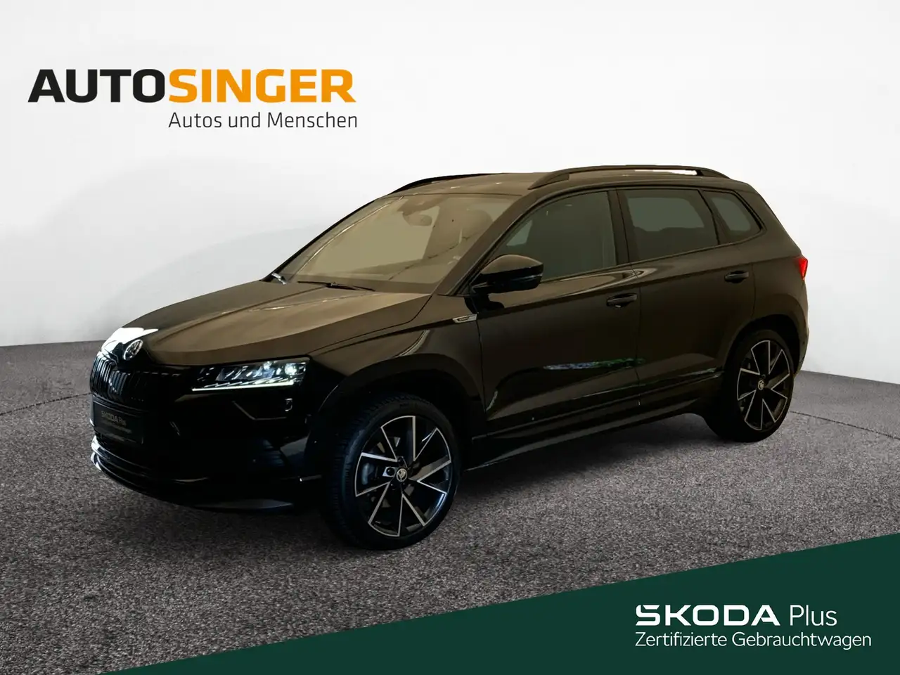 Skoda Karoq SUV/4x4/Pick-up in Zwart tweedehands in Kaufbeuren voor € 30.950,-
