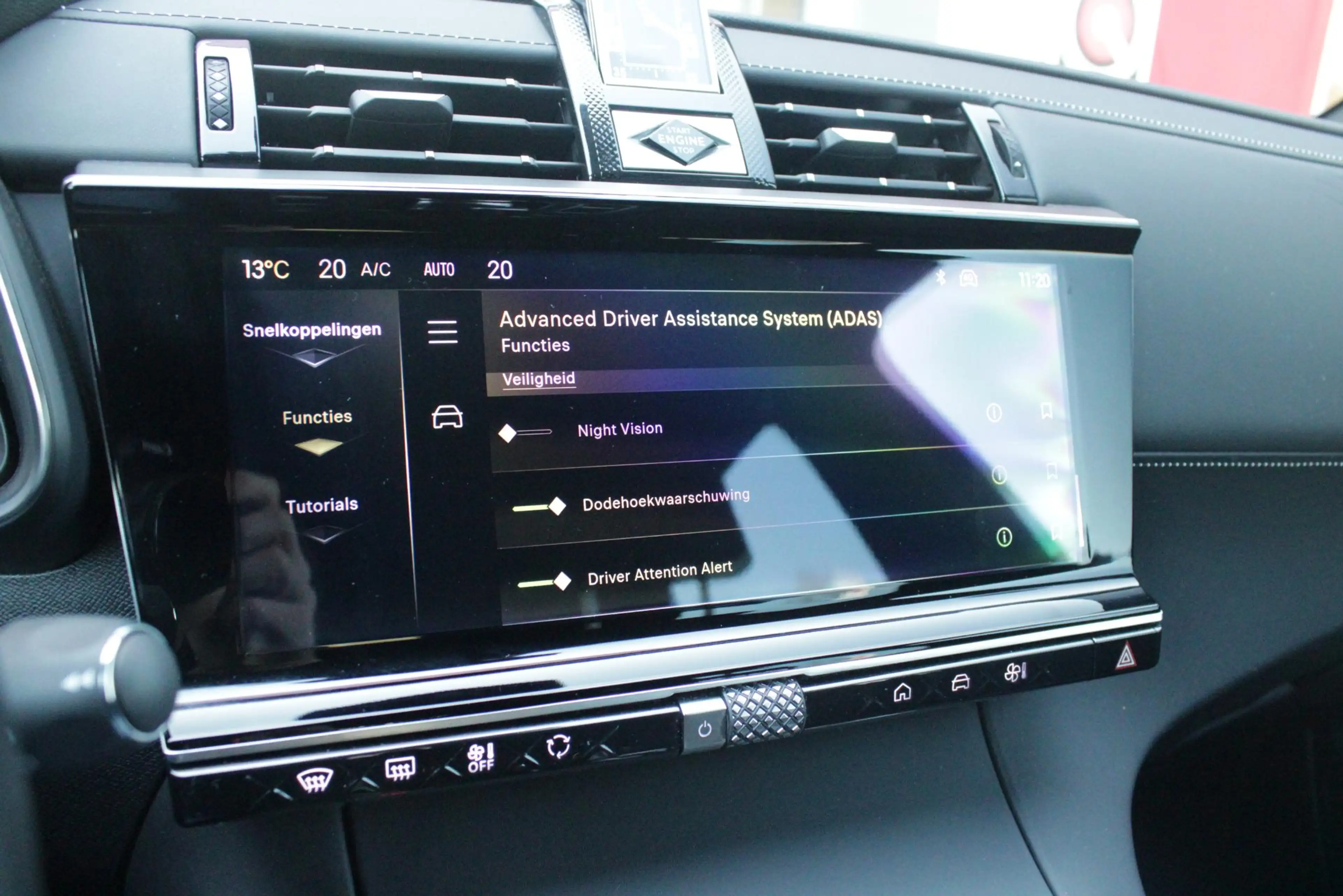 DS Automobiles DS 7 1.6 PHEV 300PK 4x4 ETIOLE | PANORAMA SCHUIF/KANTEL — photo 46