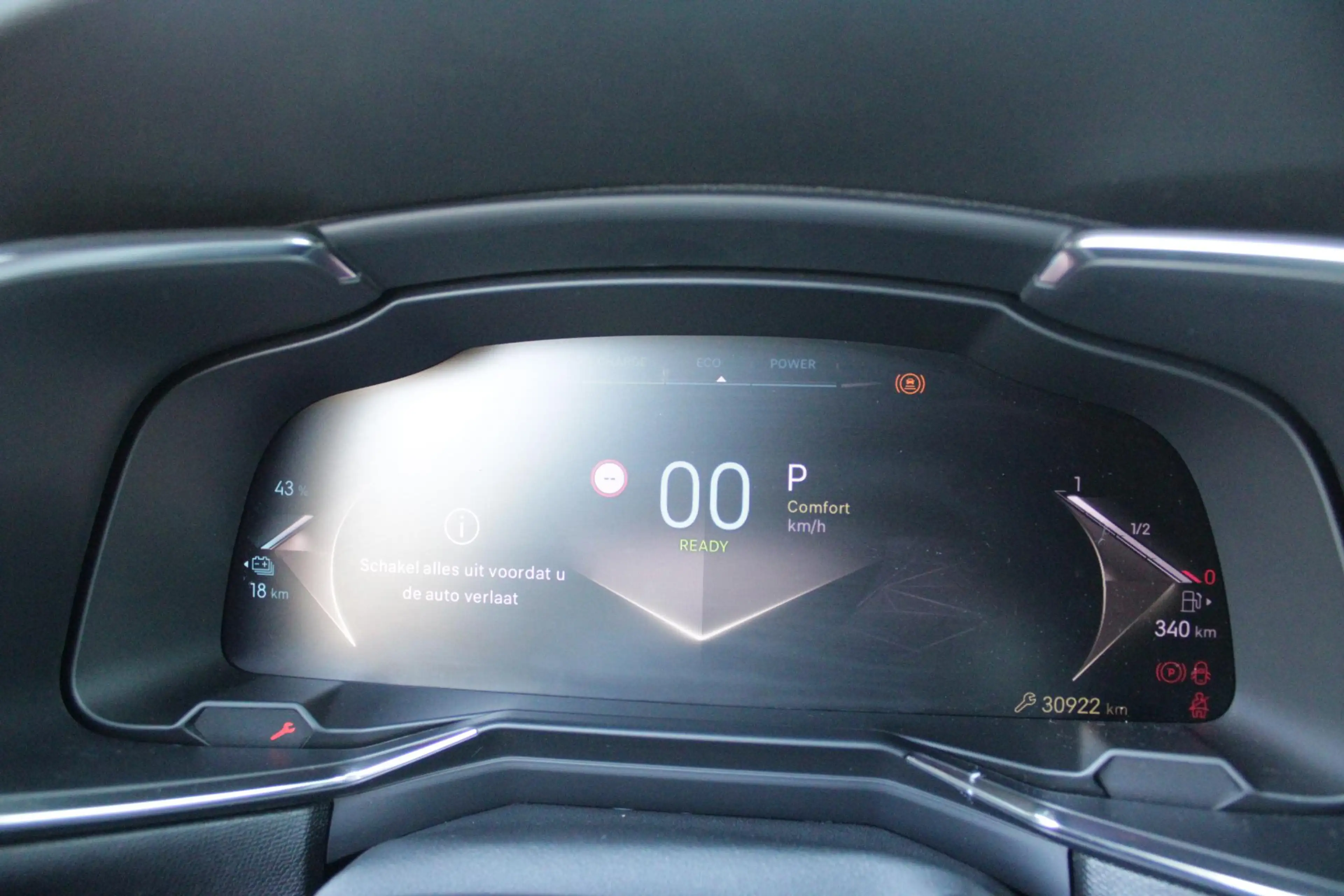 DS Automobiles DS 7 1.6 PHEV 300PK 4x4 ETIOLE | PANORAMA SCHUIF/KANTEL — photo 5