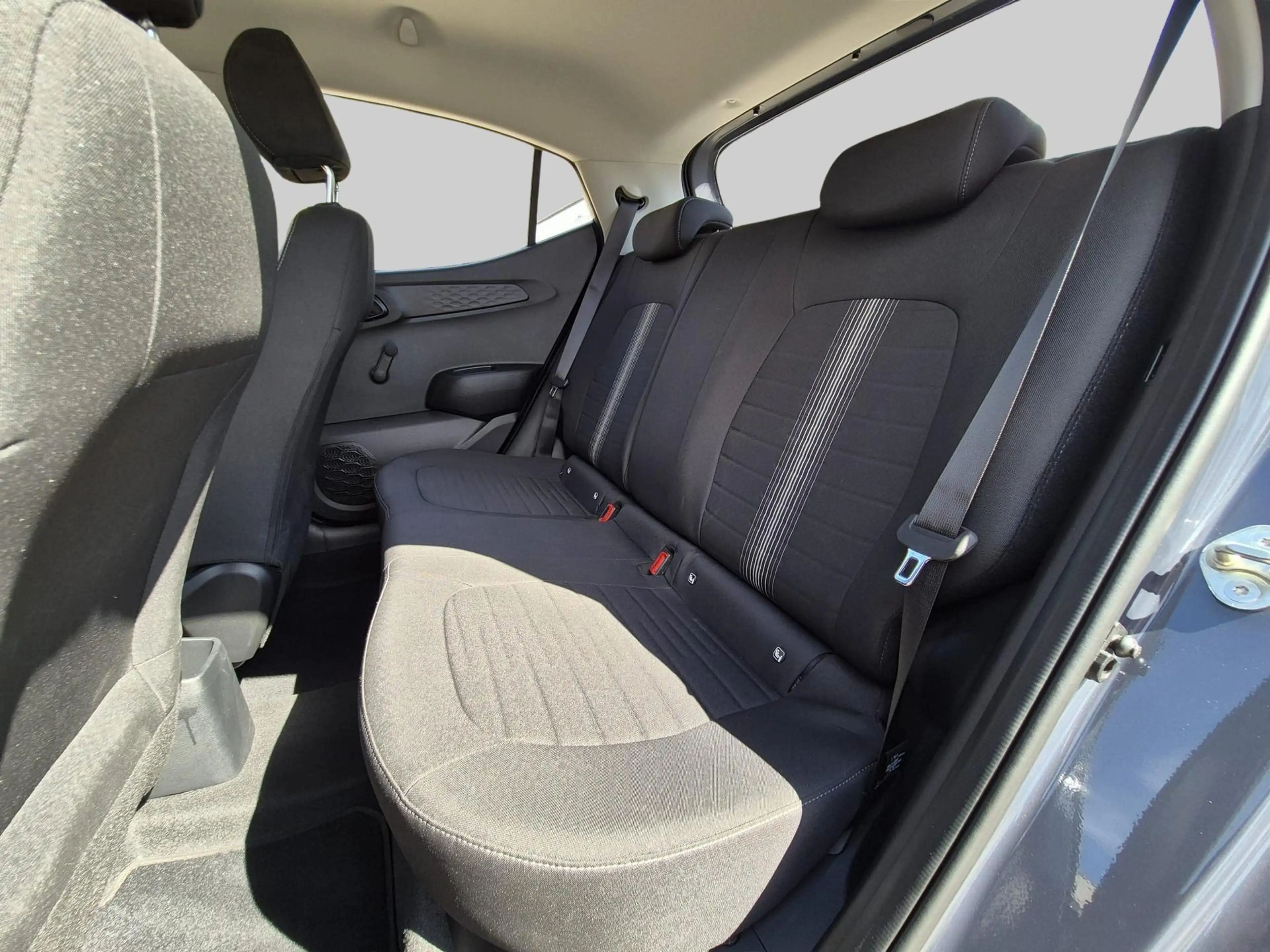 Hyundai i10 1.0 Comfort | Airco | Bluetooth telefoonvoorbereid — photo 10