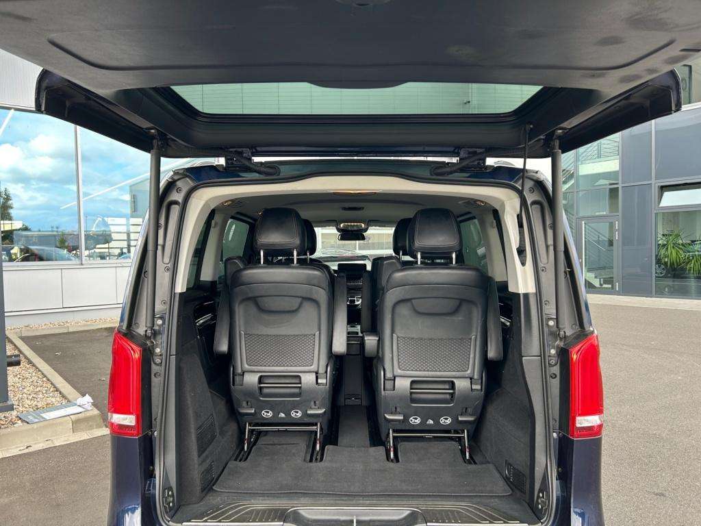 Mercedes-Benz V 250