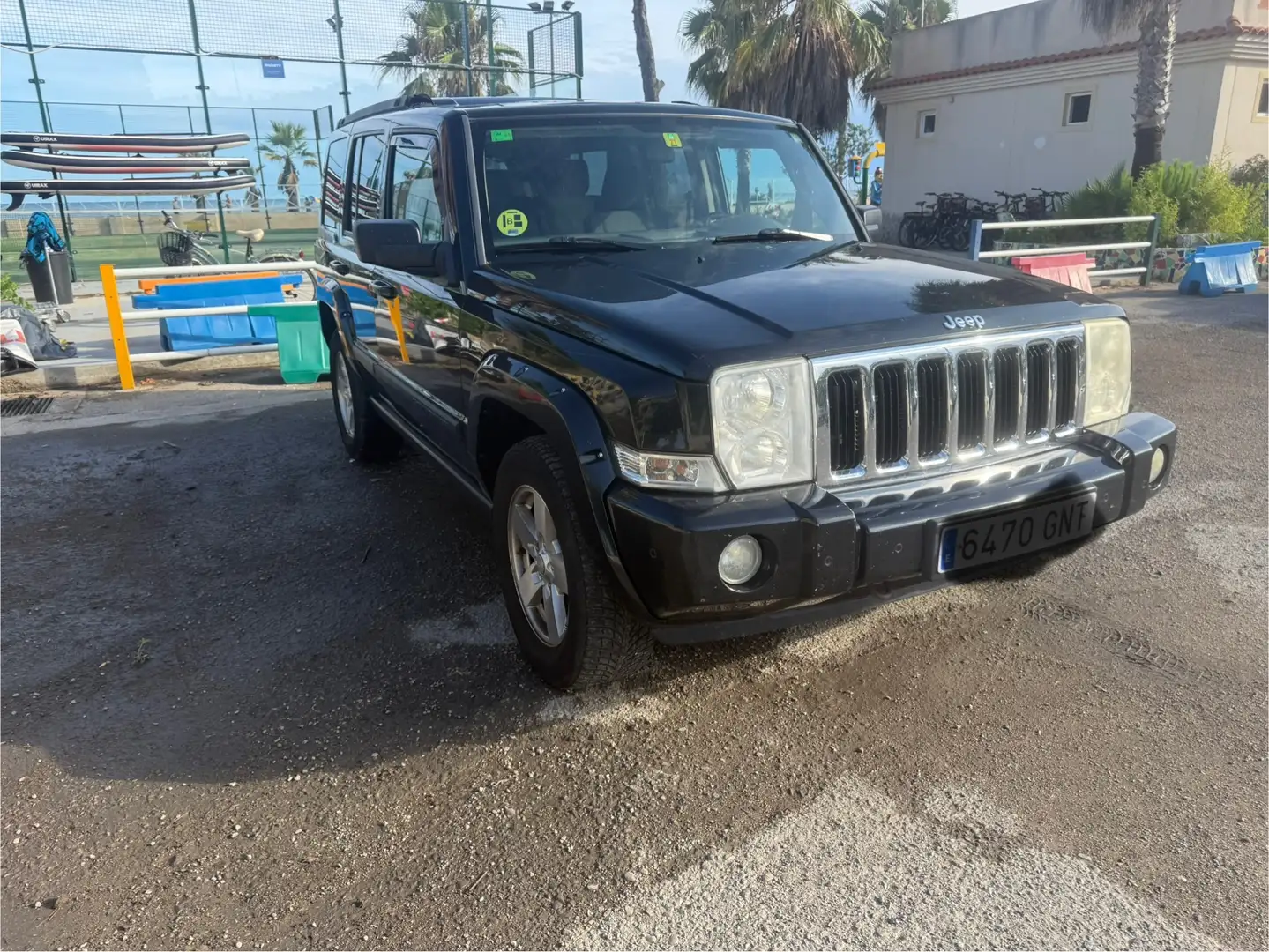 Jeep Commander Commander 3.0CRD Sport Aut. Czarny - 1