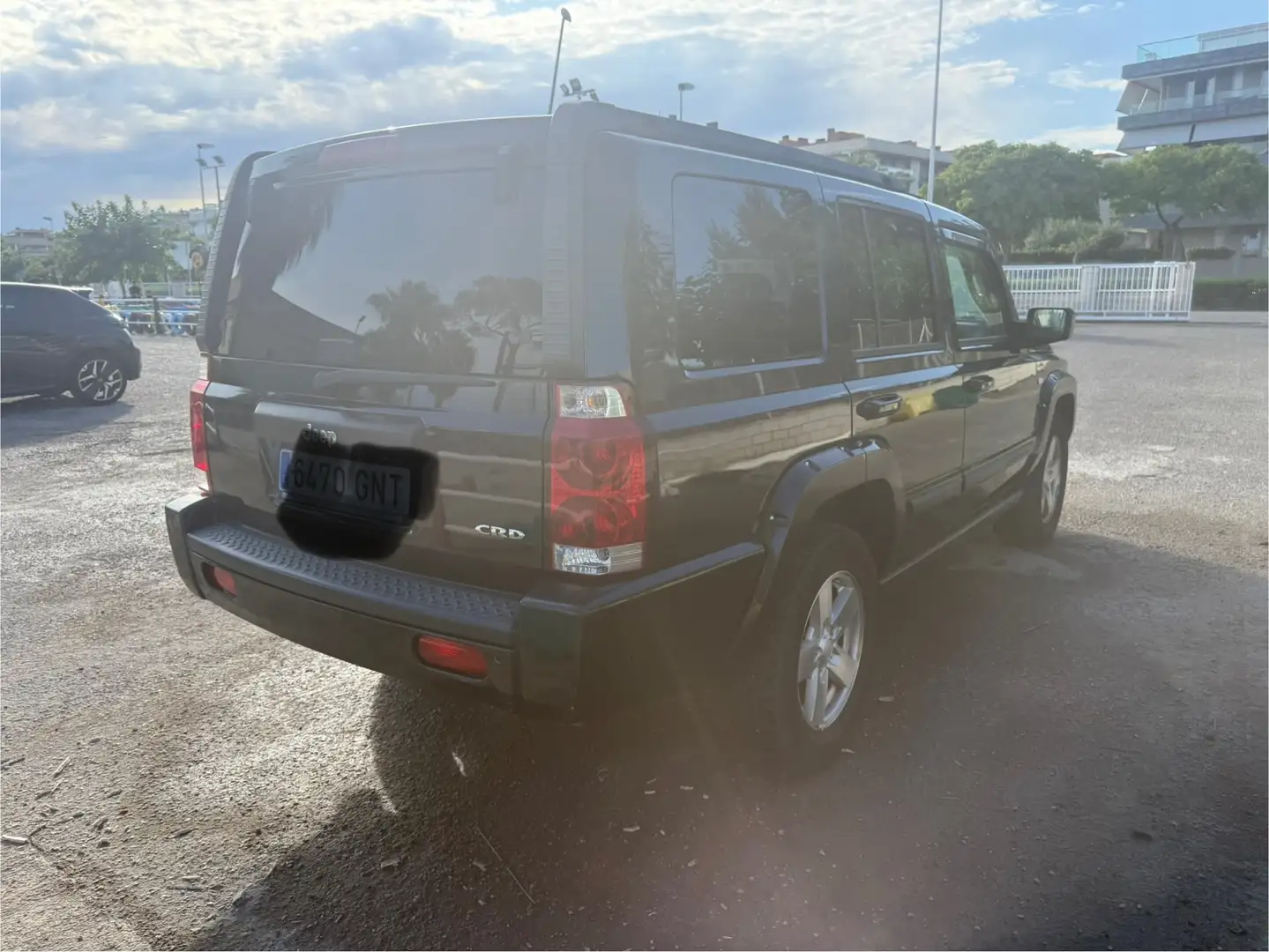 Jeep Commander Commander 3.0CRD Sport Aut. Czarny - 2