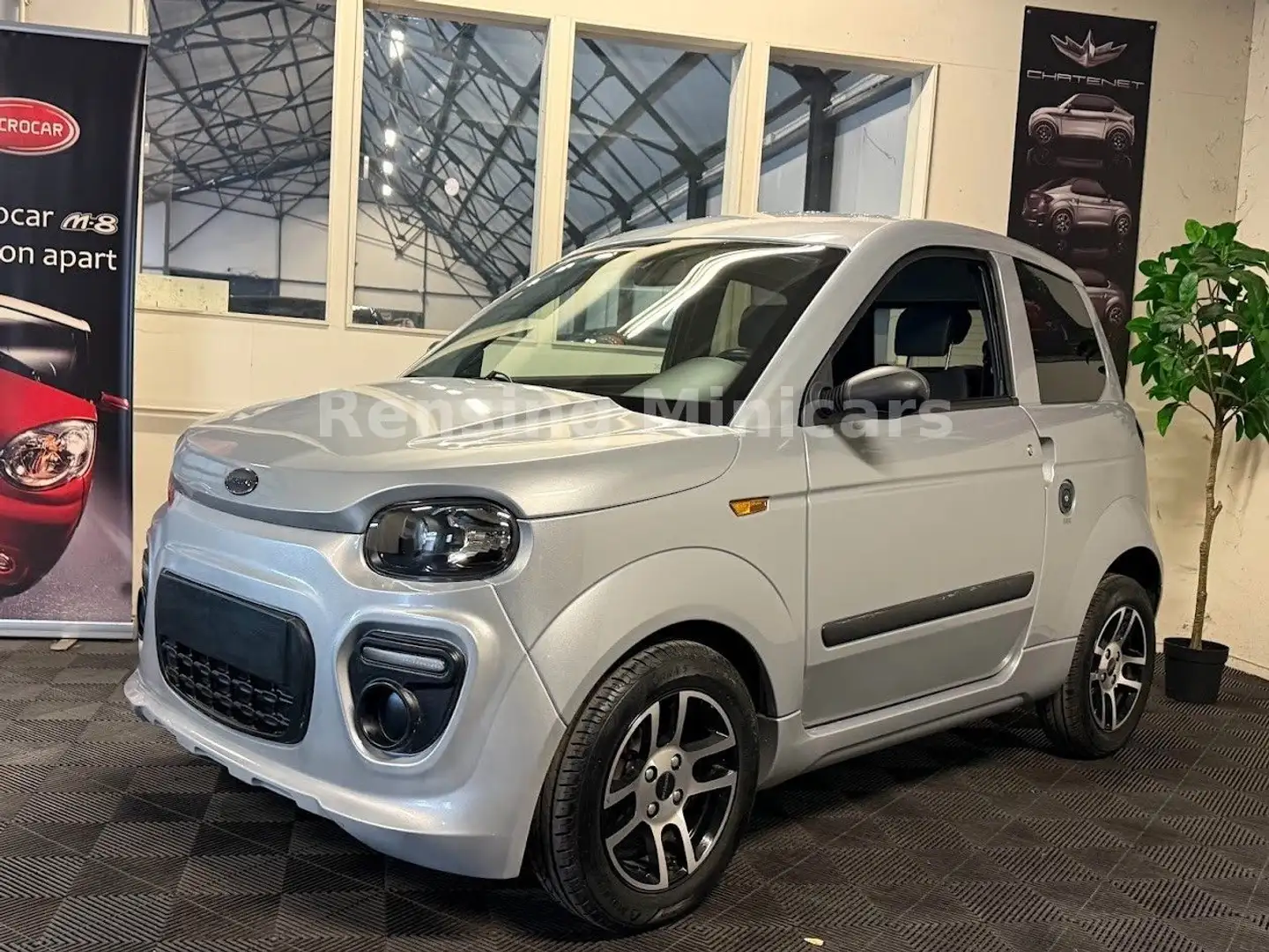 Microcar M.Go DCI  8 PS 2500 KM !! Mopedauto Minicar 45KM Silber - 2